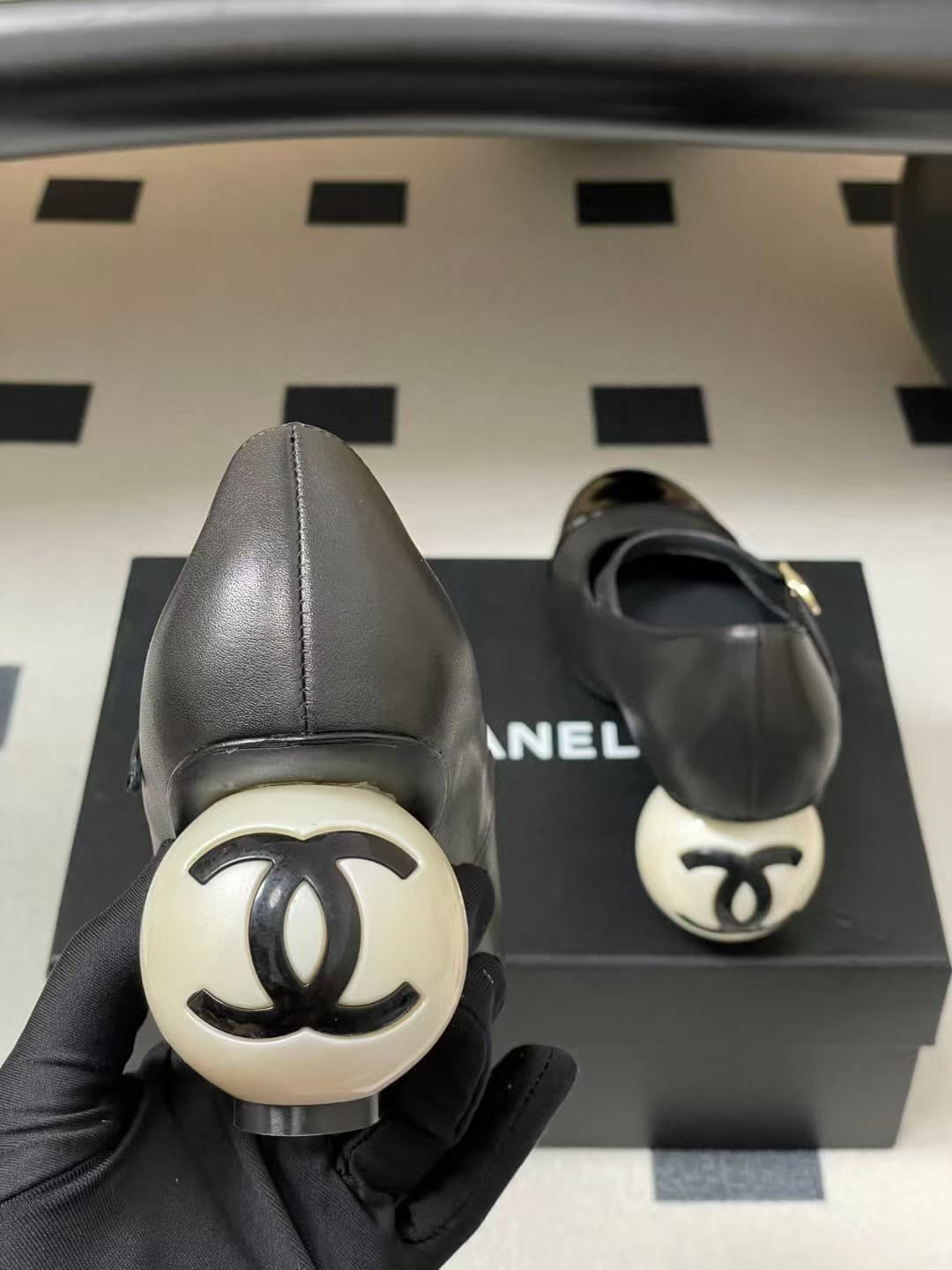 Chanel Ballets & Mary Janes Shoes Women
