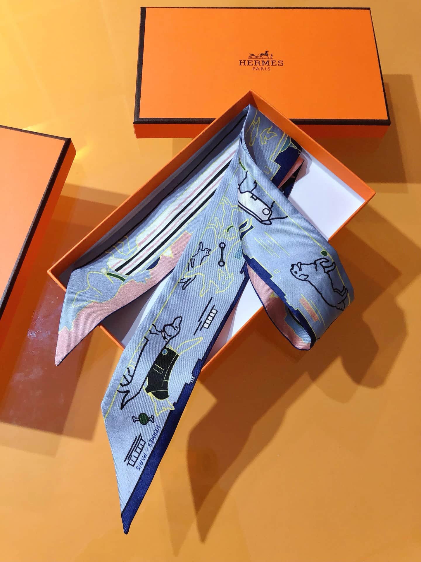 Hermès Silk Les Chiens Parisiens Twilly Scarf