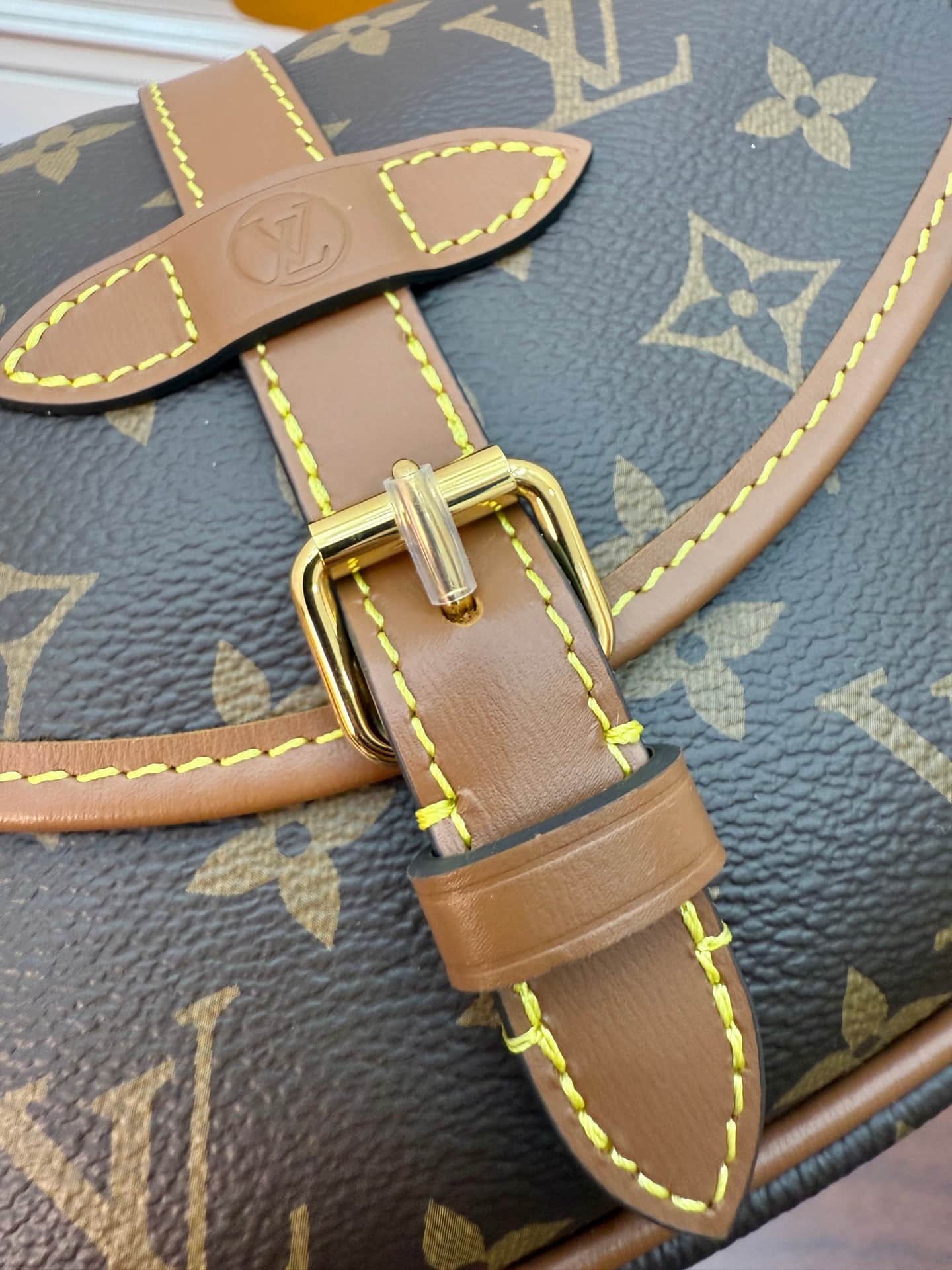 Louis Vuitton Duo BB Monogram Coated canvas M26592  TOP