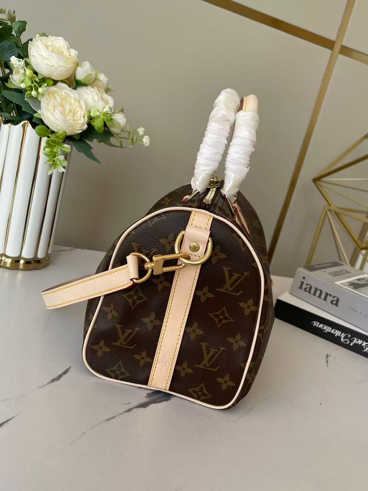 Louis Vuitton Speedy Bandoulière 25 Monogram coated canvas M46977 High