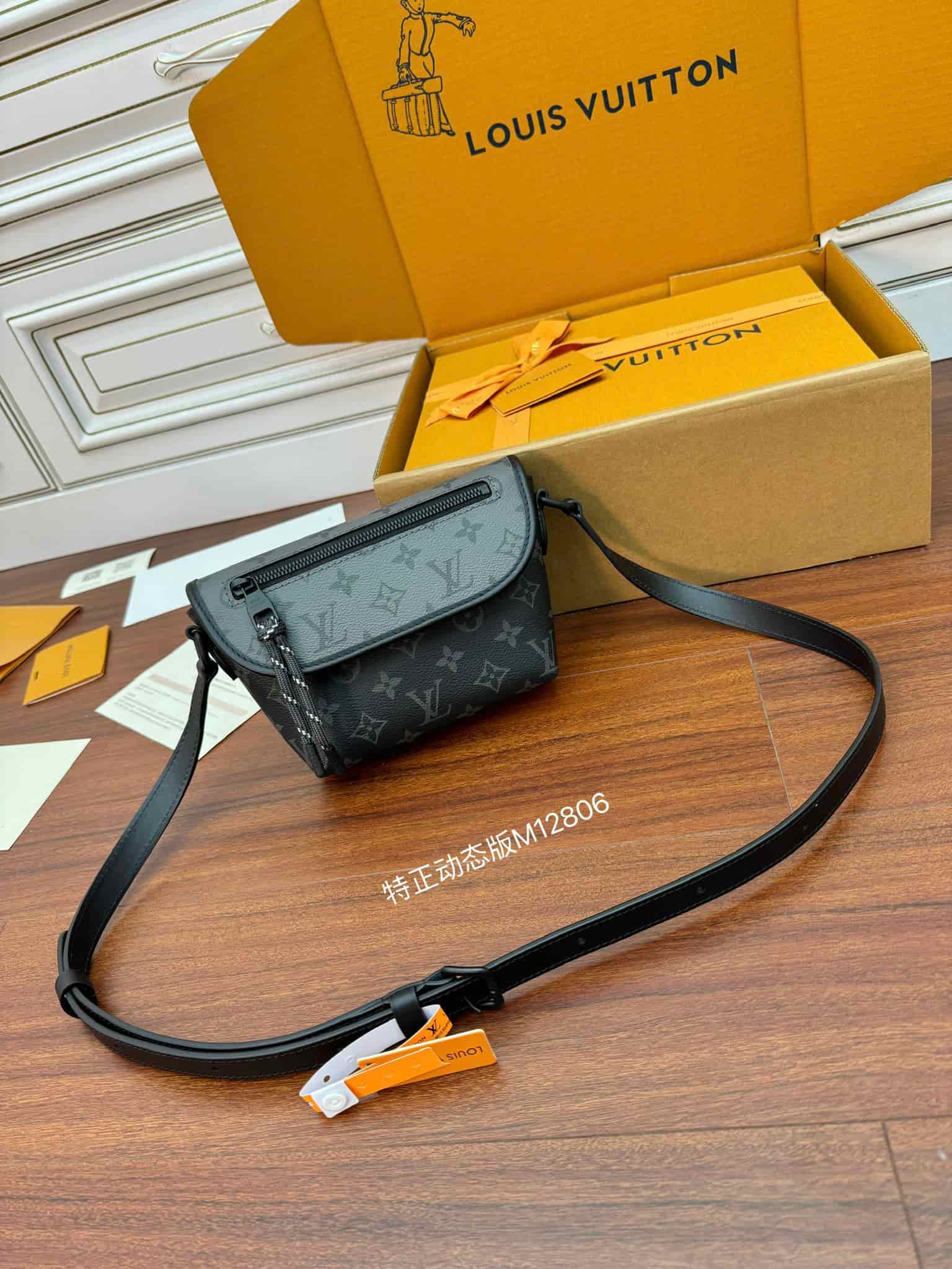 Louis Vuitton Pulse Wearable Wallet Monogram Eclipse coated canvas M12806 TOP