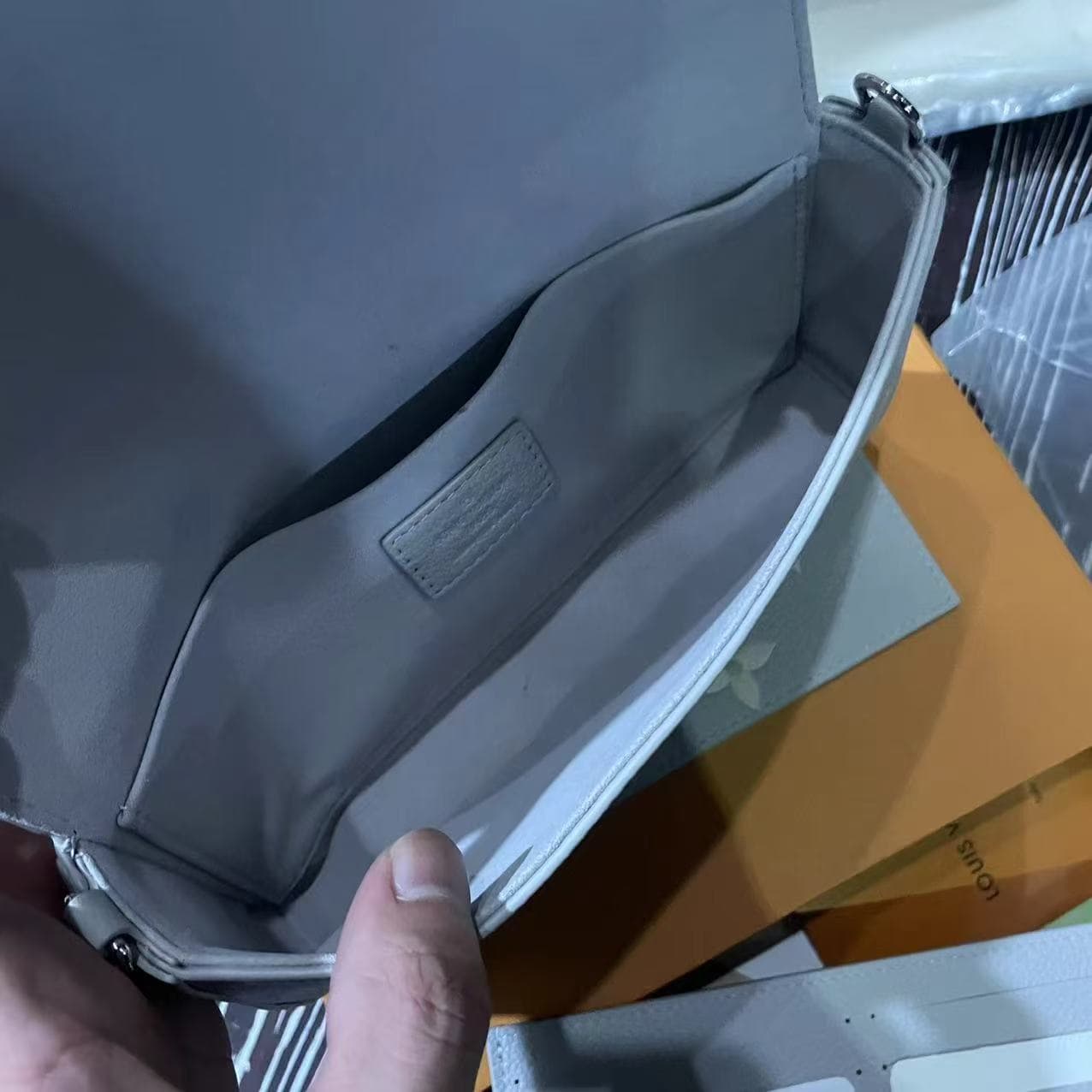 Louis Vuitton Félicie Pochette Monogram Empreinte M14227 Brume/Quartz High