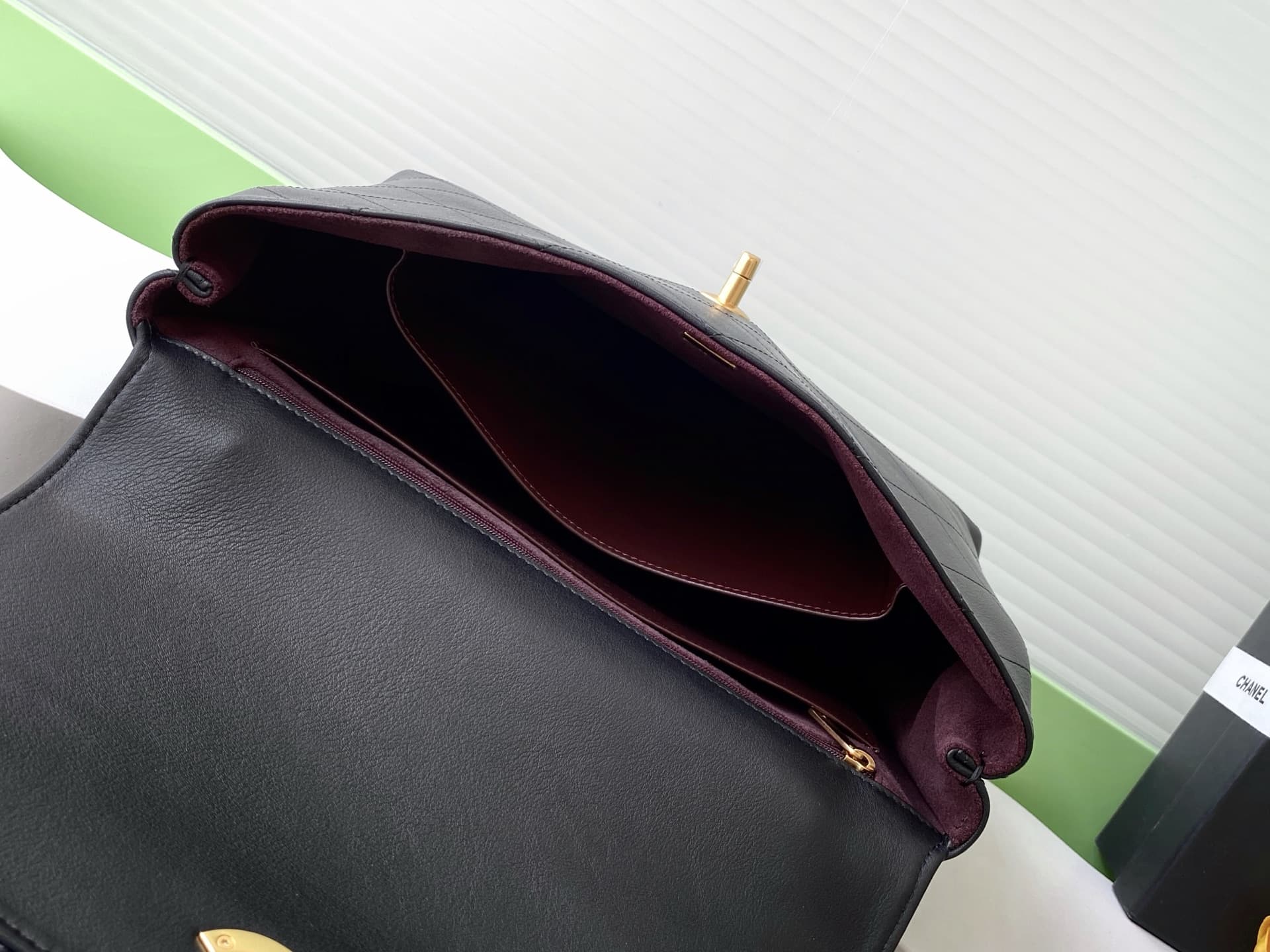 LARGE FLAP BAG WITH TOP HANDLE Calfskin & Gold-Tone Metal Black AS5447 A