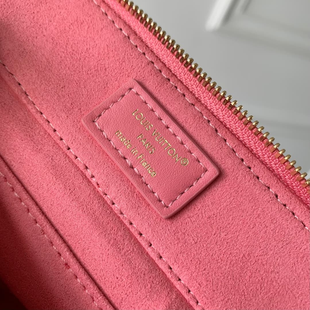 Louis Vuitton Nice Beauty cosmetic bag Epi leather M25690 pink high