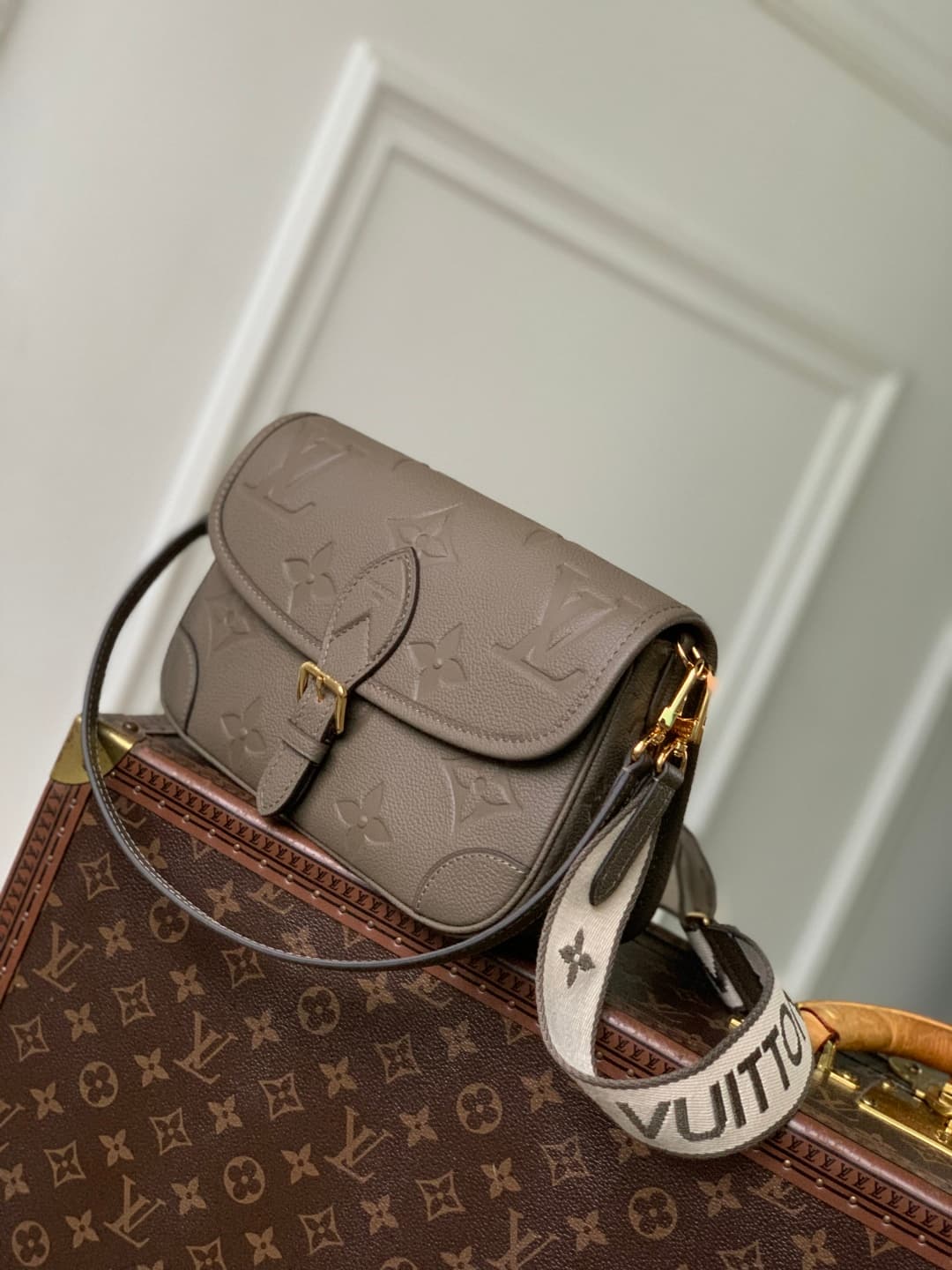 Louis Vuitton Diane Monogram Empreinte Leather M15049 Smoke High