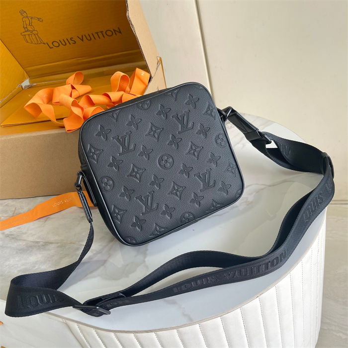 Louis Vuitton Getaway Messenger Monogram Shadow M12516 High