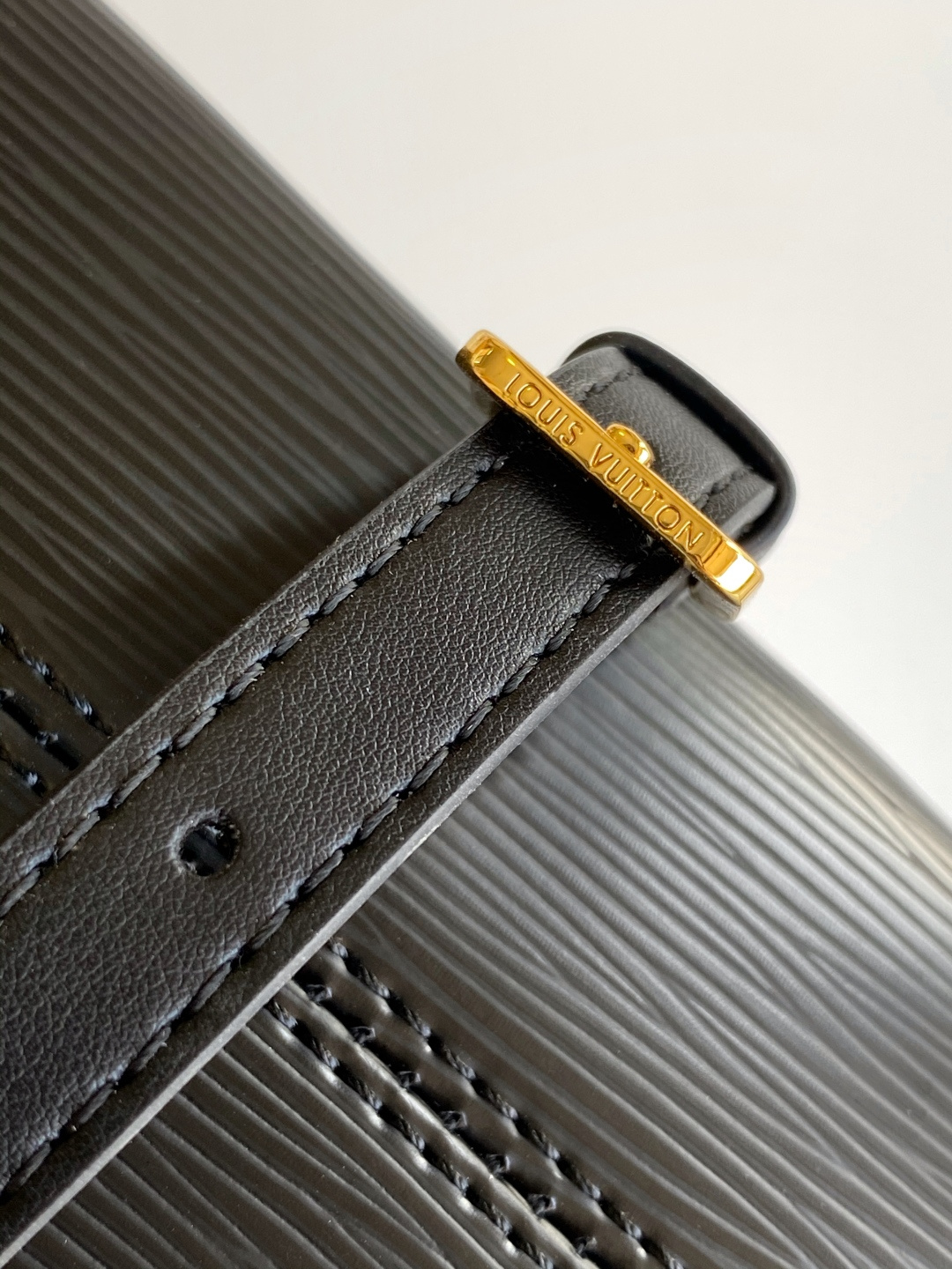 Louis Vuitton Varenne East West Black Epi leather M11791 High