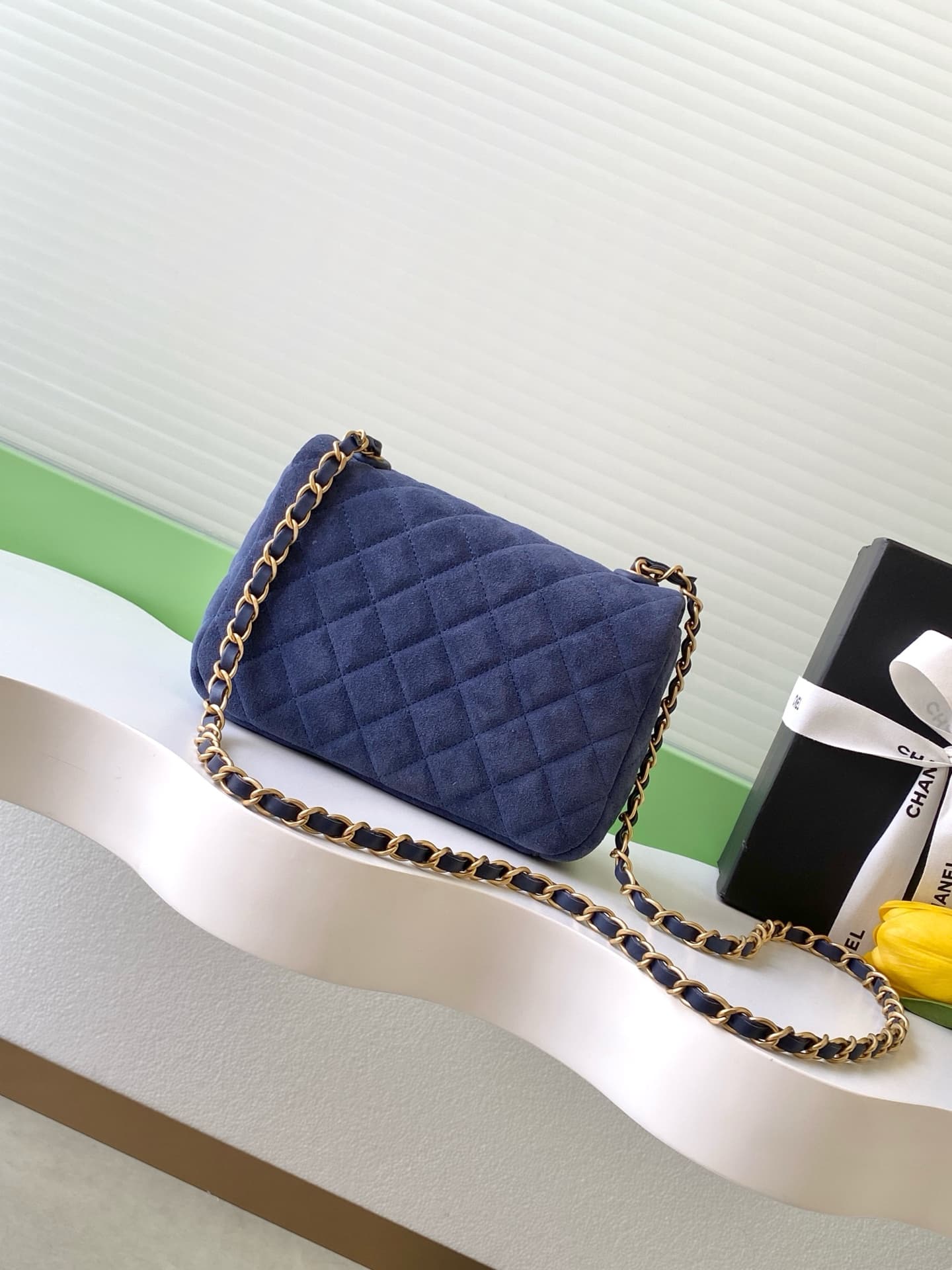 Chanel Classic Flap bag in Navy Blue Suede & Gold-Tone Metal AS5989 A