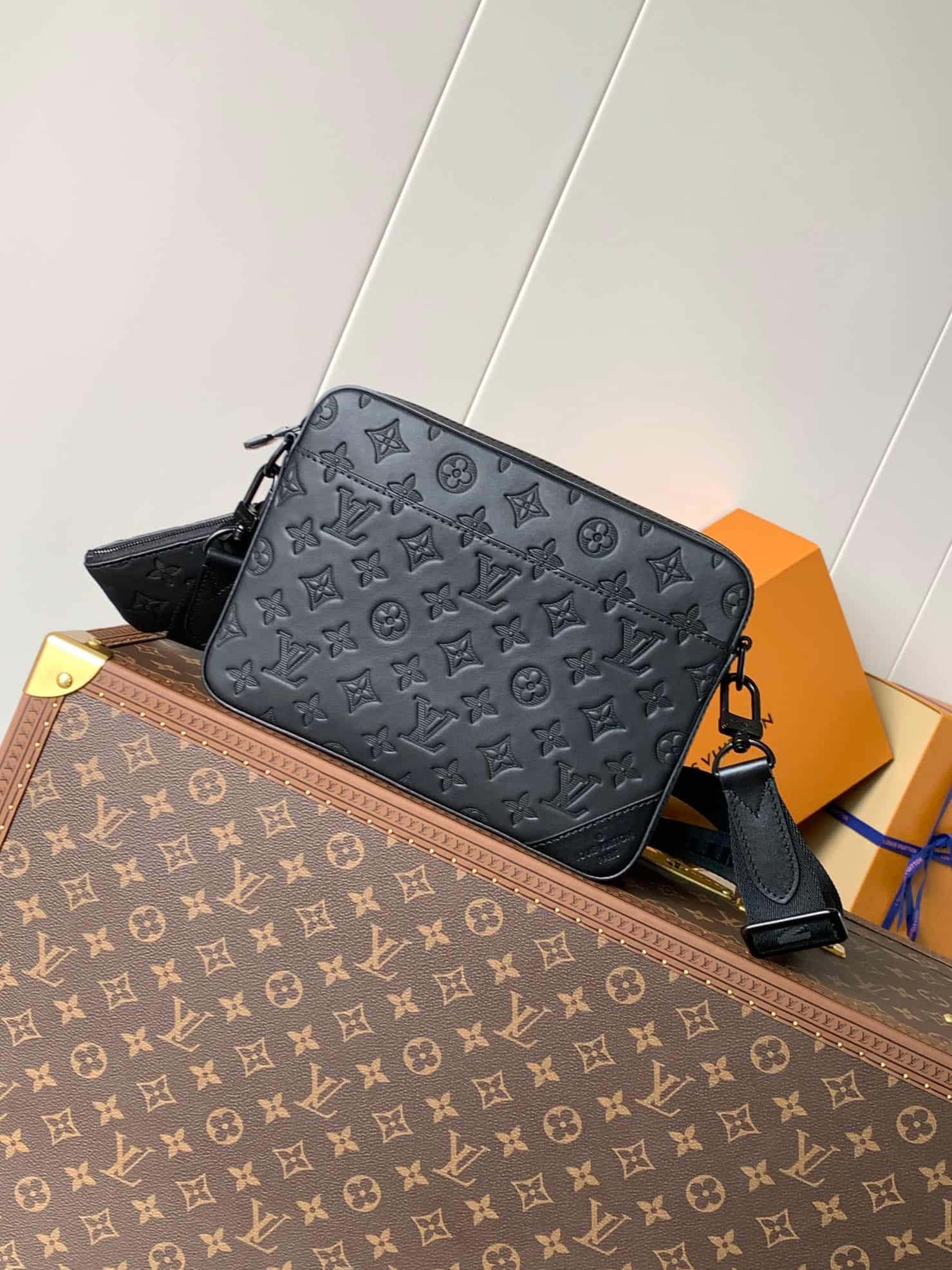 Louis Vuitton Duo Messenger Black Monogram Shadow Embossed Calf Leather M69827 High