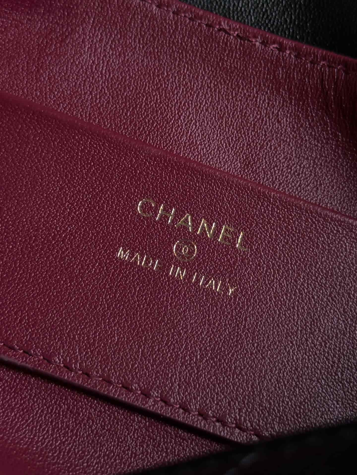 Chanel Clutch with chain Calfskin & Gold-Tone Metal AP5294 Black High