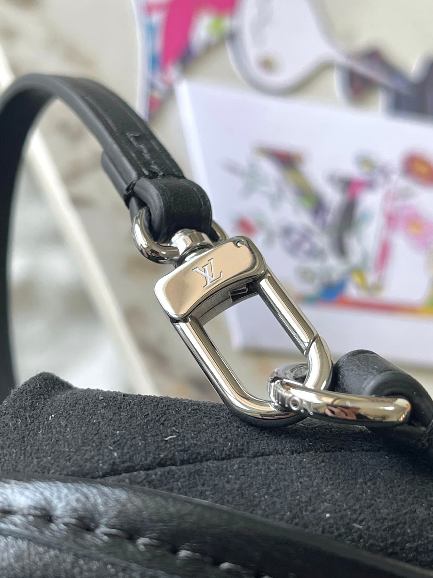Louis Vuitton x Murakami CarryAll Vibe MM Lambskin M13105 Top