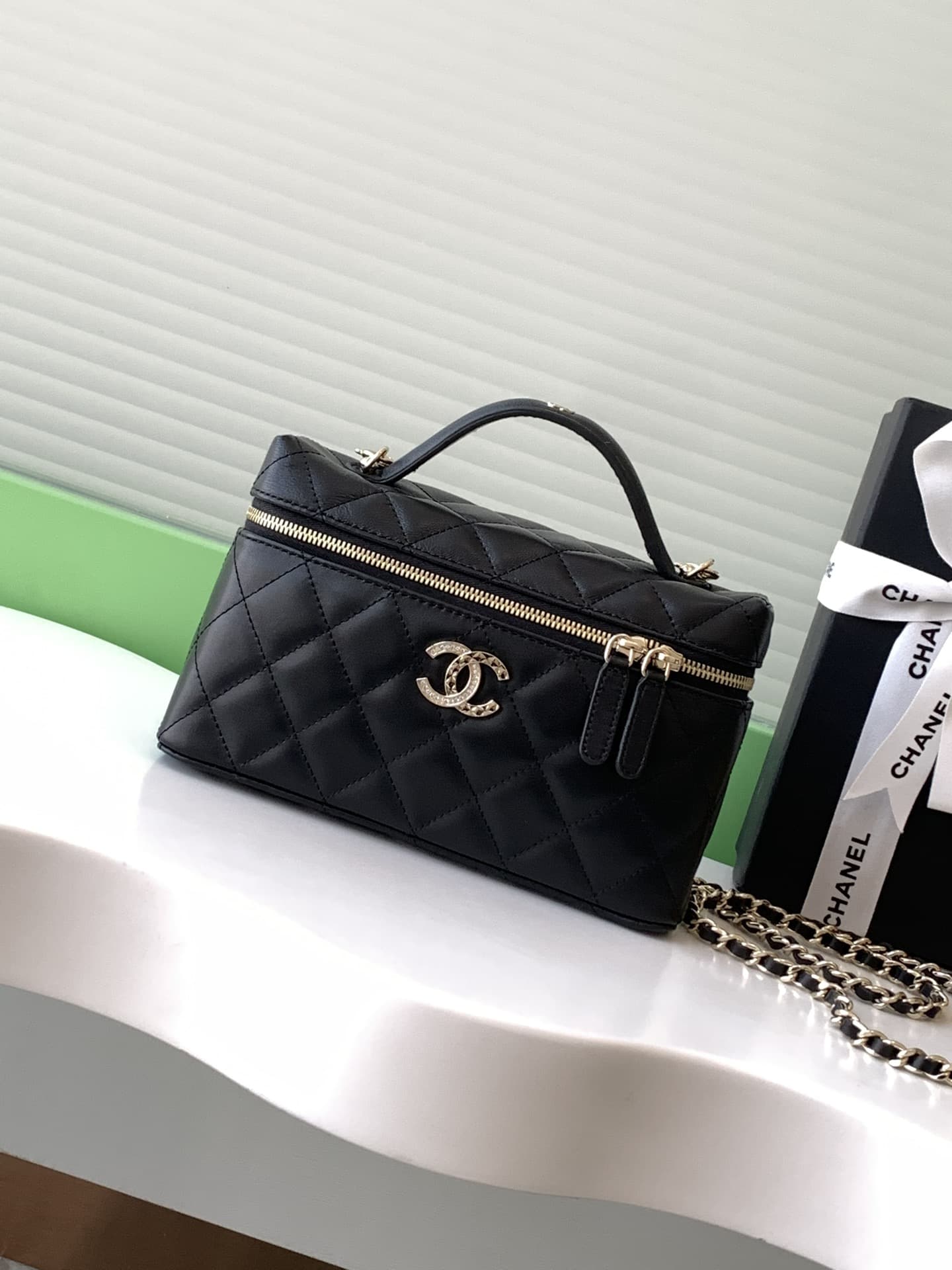 Chanel VANITY WITH CHAIN AP4407 Lambskin & Gold-Tone Metal Black High