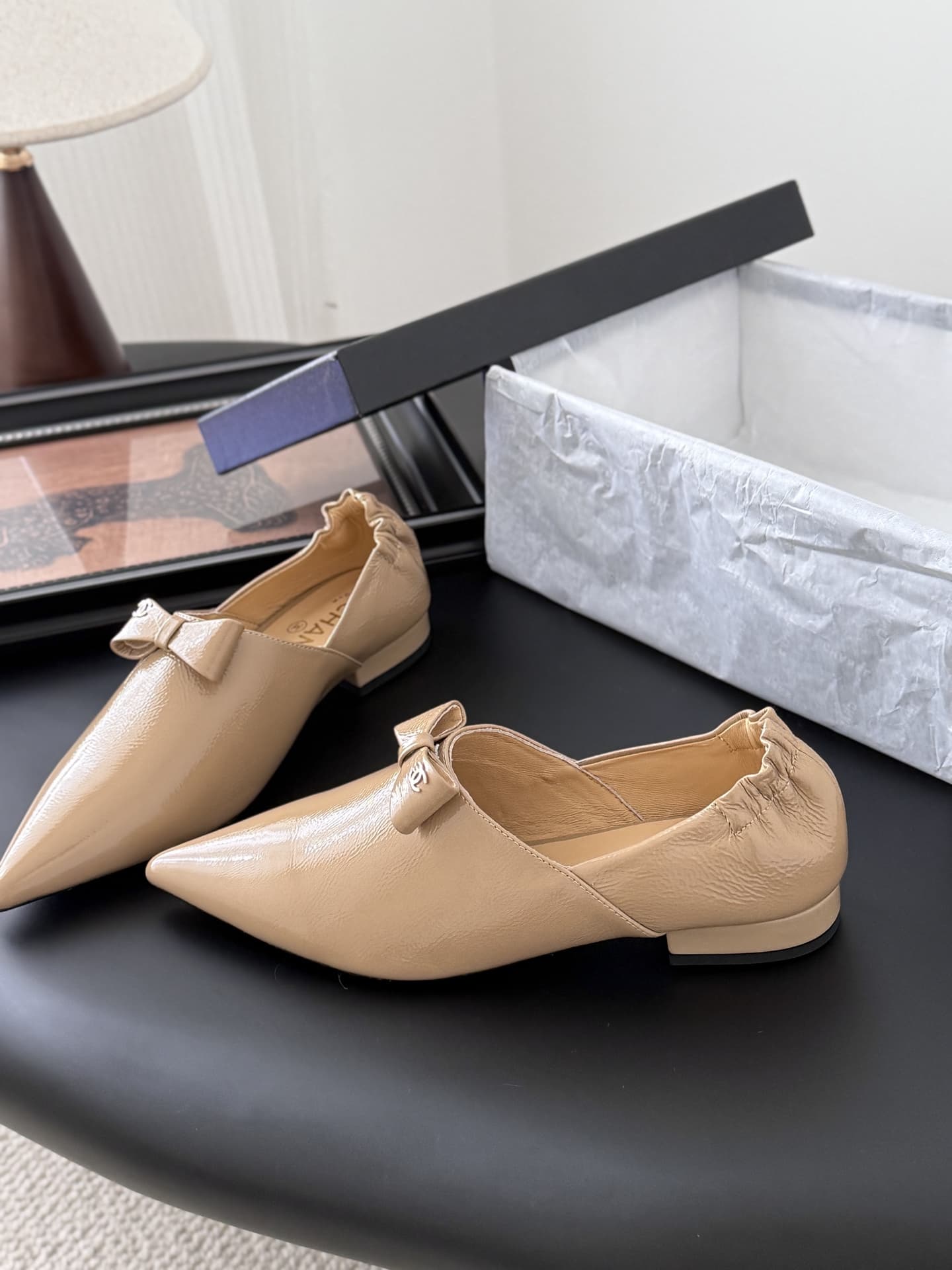 Chanel Flats shoes Women