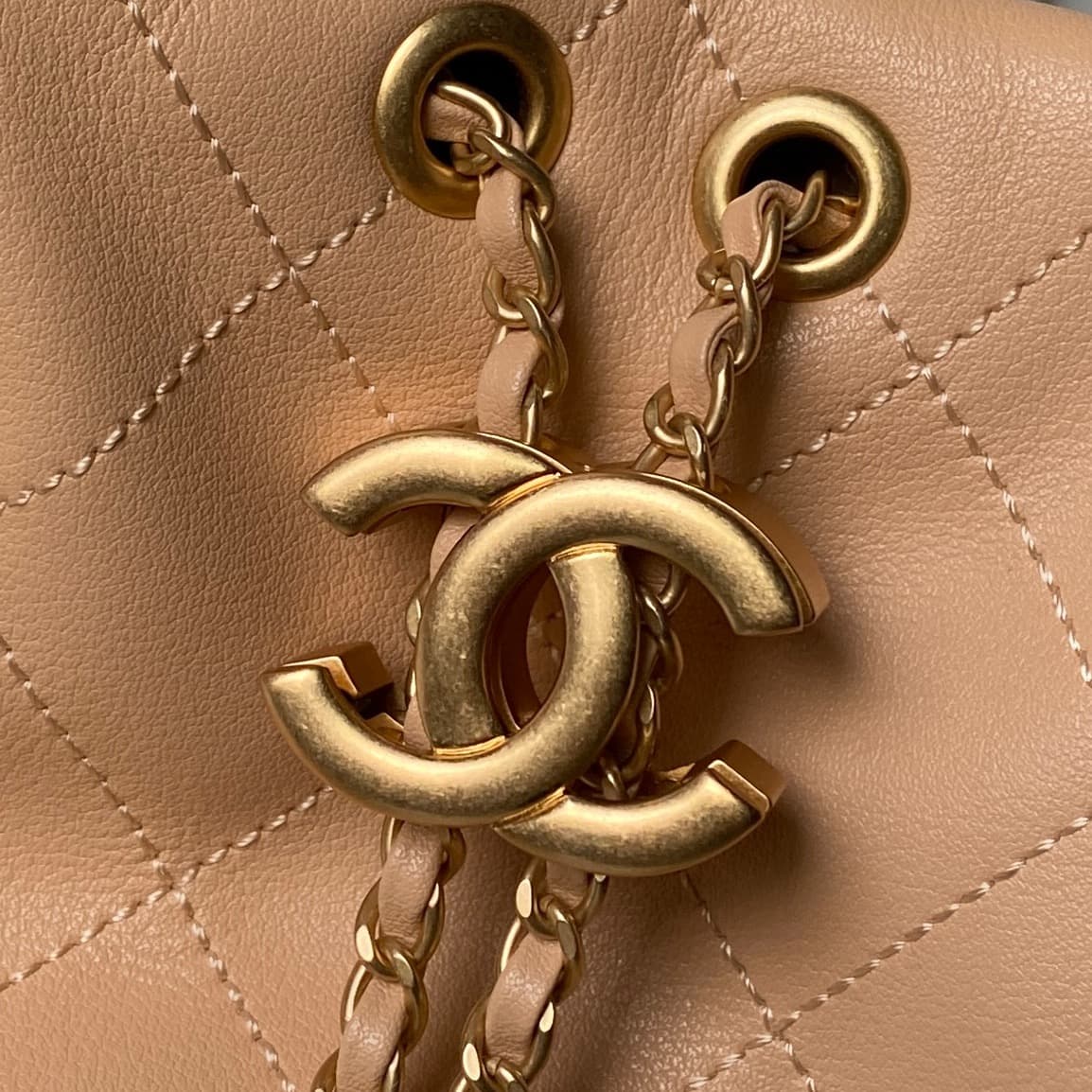 Chanel Hobo Handbag Calfskin & Gold-Tone Metal AS5967 Beige A