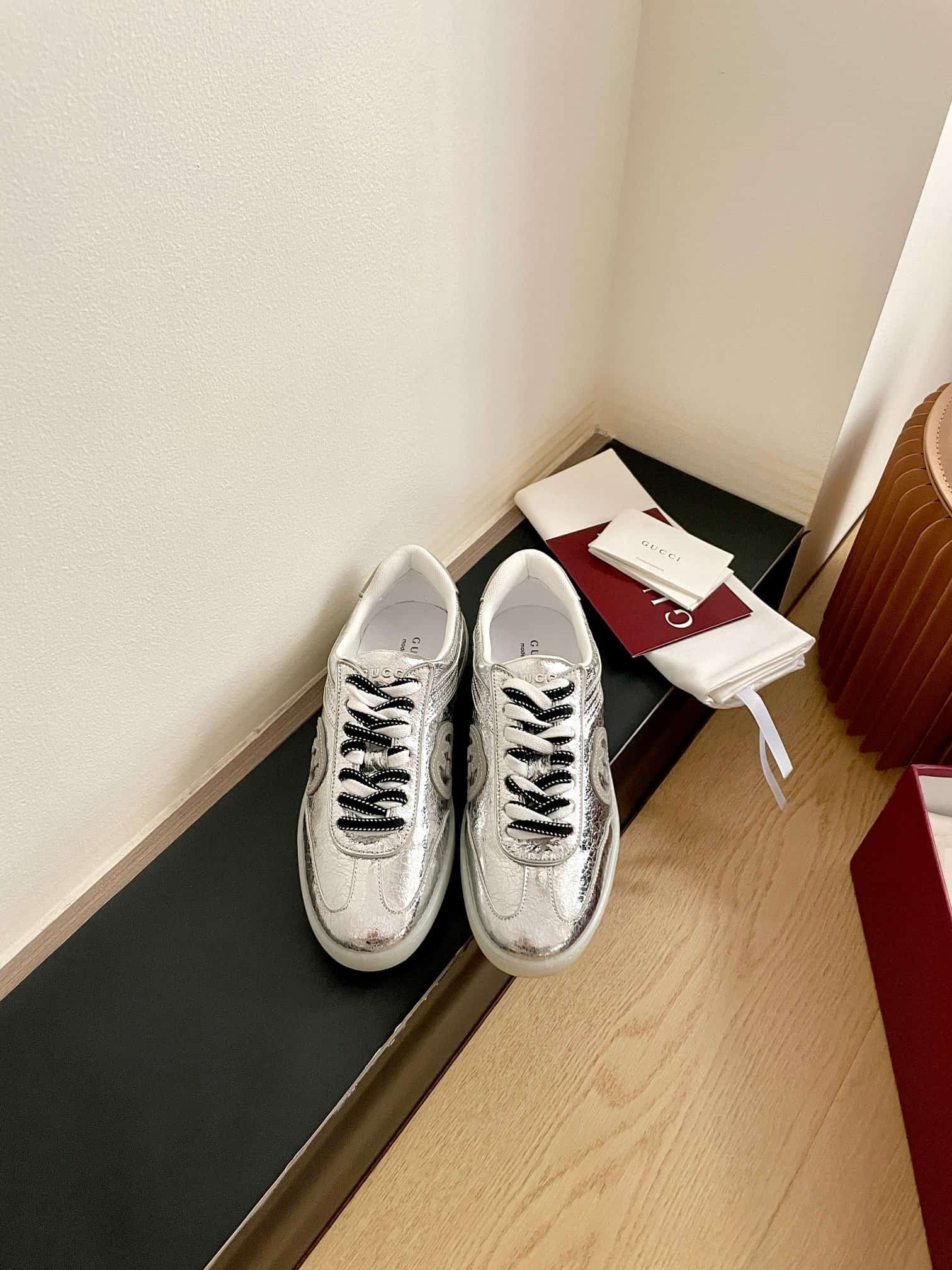 Gucci Women's G74 sneaker in textured leather