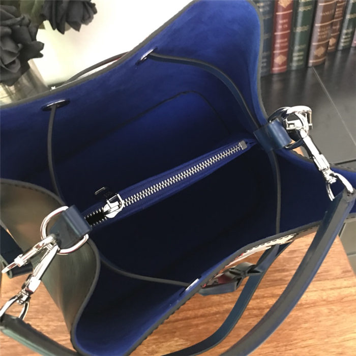 Louis Vuitton VERTICAL TRUNK POCHETTE Monogram M63913 High