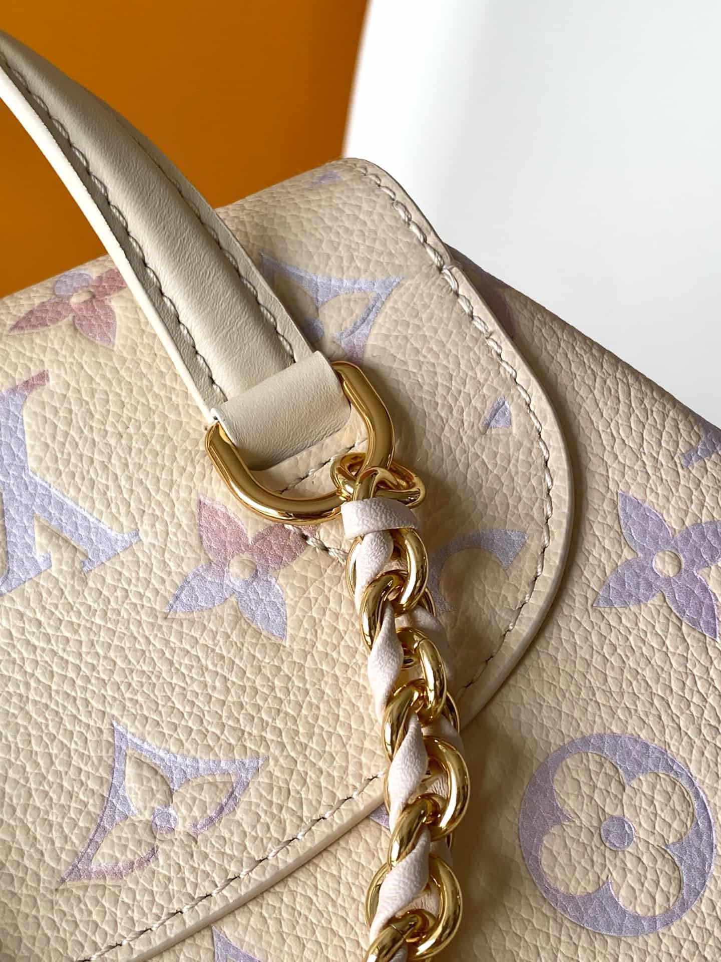 Louis Vuitton Backup Dream Cream Embossed grained cowhide leather M15113 High