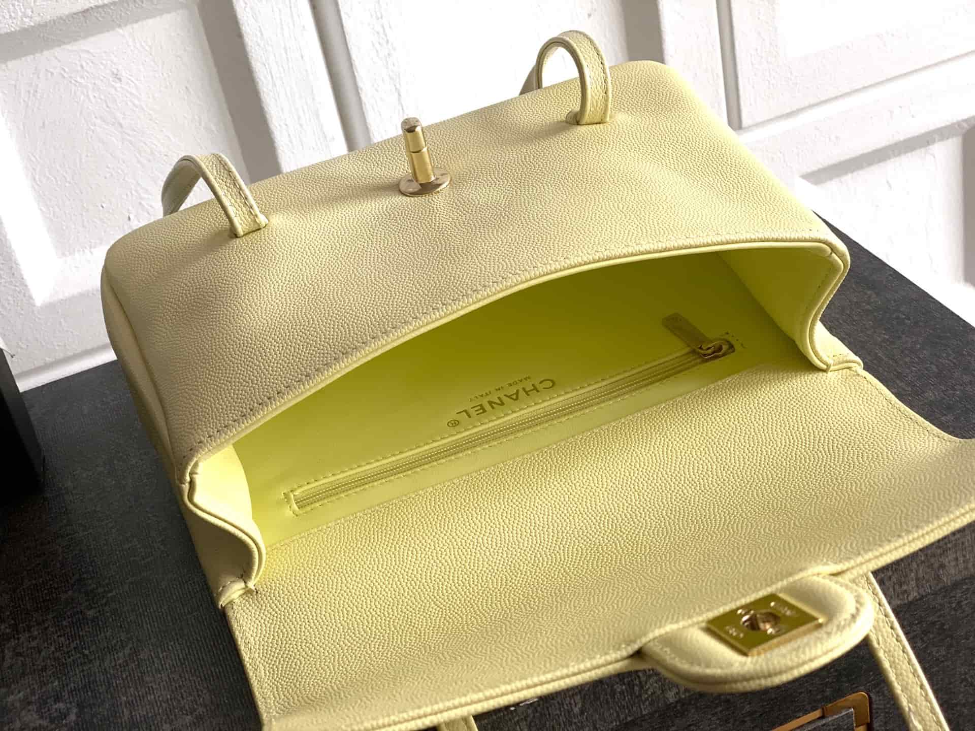 Chanel Clutch with Leather Strap Grained Shiny Calfskin & Gold-Tone Metal Yellow  5809 High