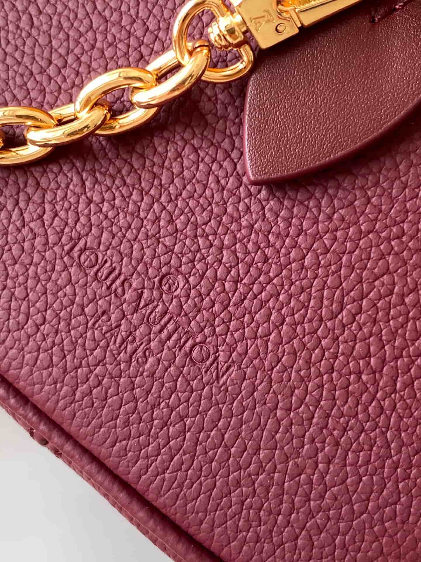 Louis Vuitton Speedy Bandouliere 20 Grenat Red Debossed grained cowhide leather M25929 High