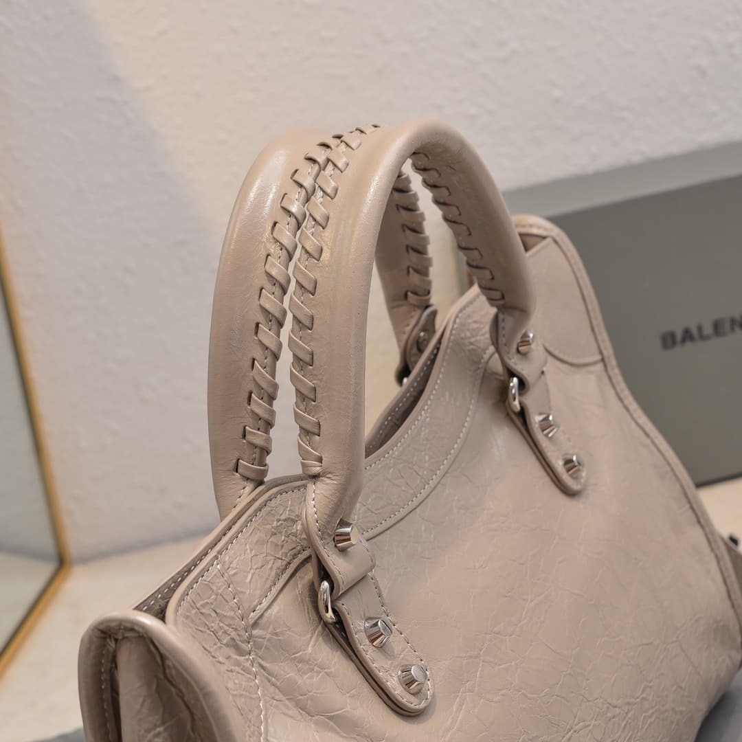 WOMEN'S LE CITY Medium Bag Silver Metal Almond High