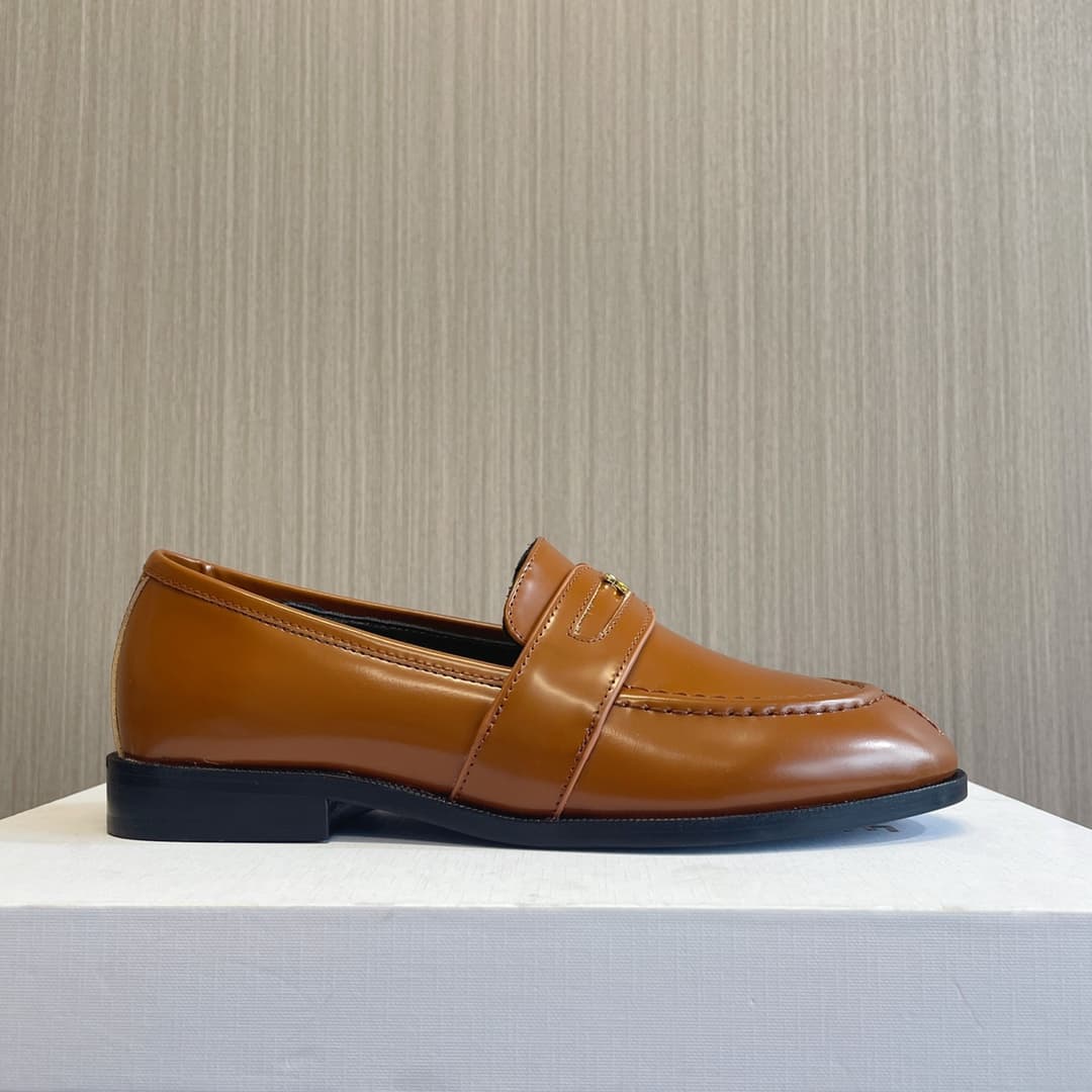 CELINE MALAQUAIS TRIOMPHE LOAFER Shoes Women