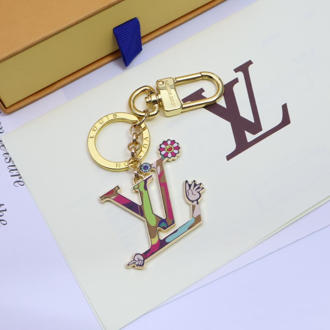 LV Love Note Envelope Key Holder And Bag Charm M67400