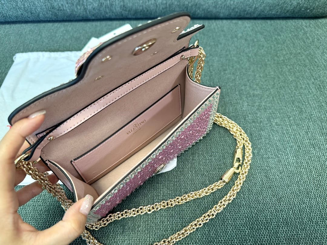 Valentino Garavani VLogo Loco Flap Embellished Leather Shoulder Bag Pink High