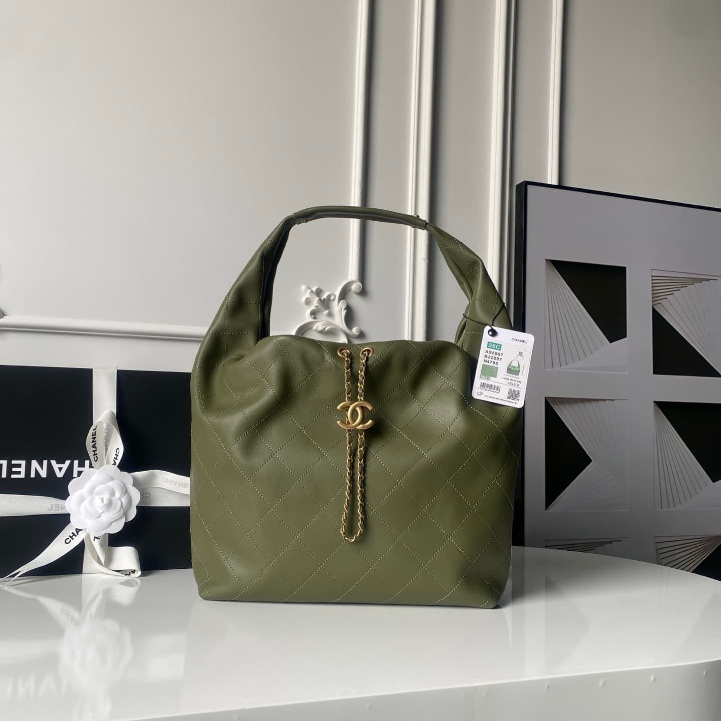 Chanel Hobo Handbag Calfskin & Gold-Tone Metal AS5967 Drak Green A
