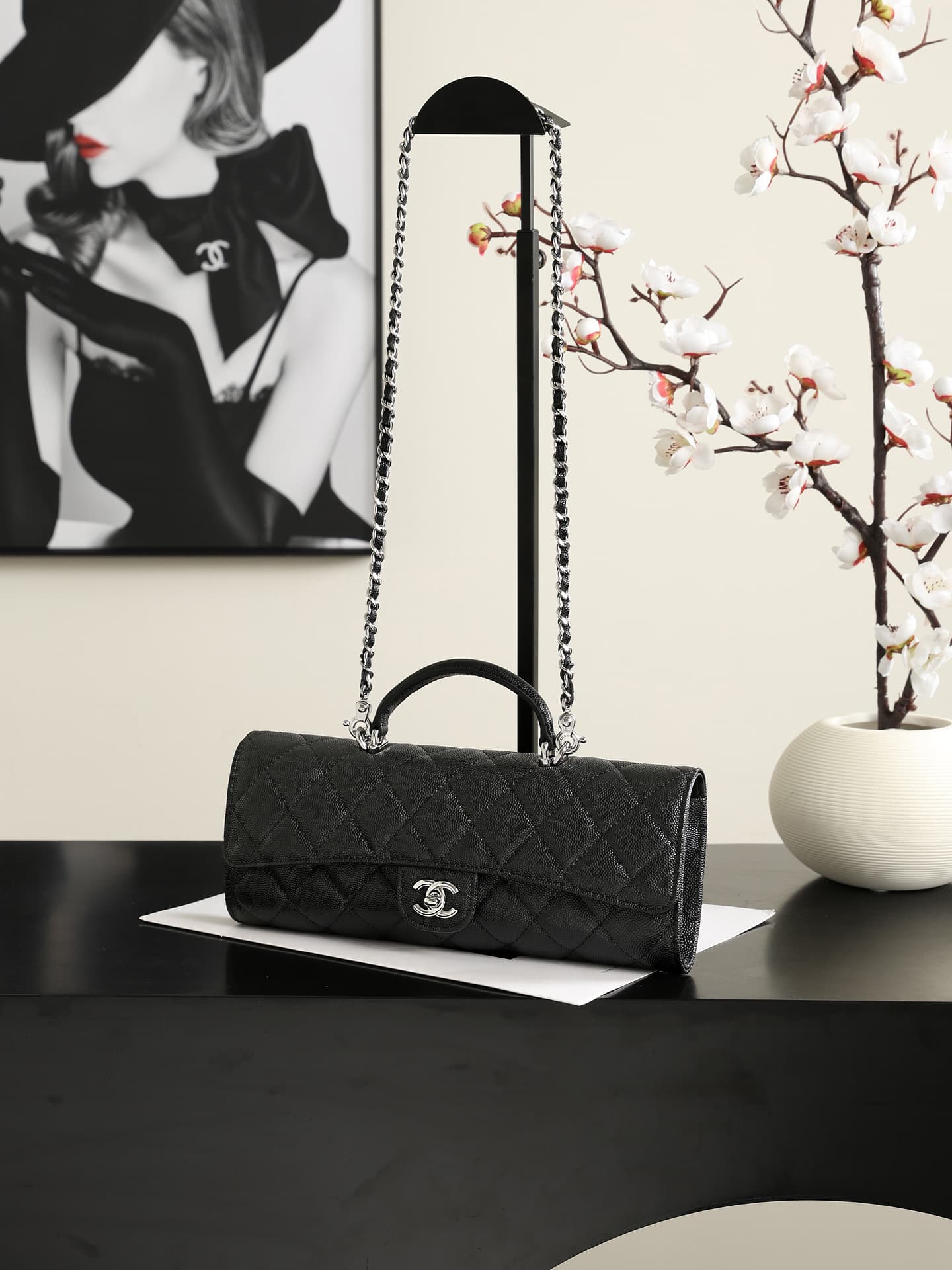 Chanel Clutch with chain Grained Calfskin & Silver-Tone Metal Black AP5280 A