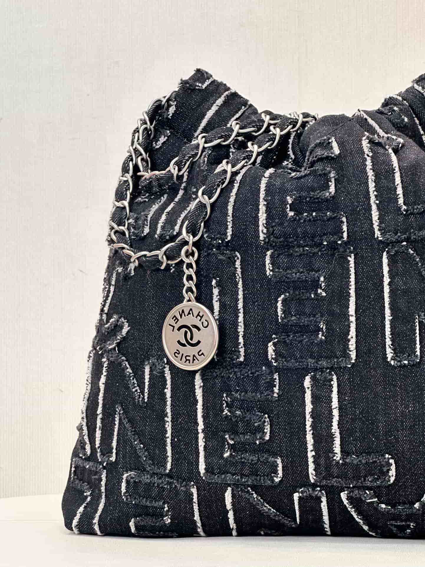 Chanel 22 Small handbag Washed denim & silver-tone metal AS3260 Black  TOP