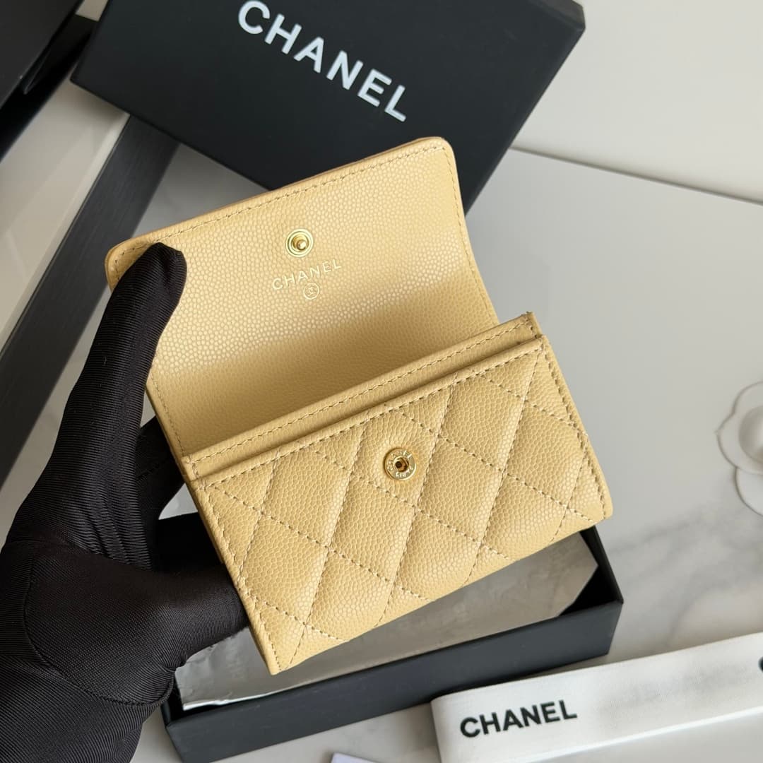 Chanel Card Holder Shiny Grained Calfskin Strass & Gold-Tone Metal AP5079 High