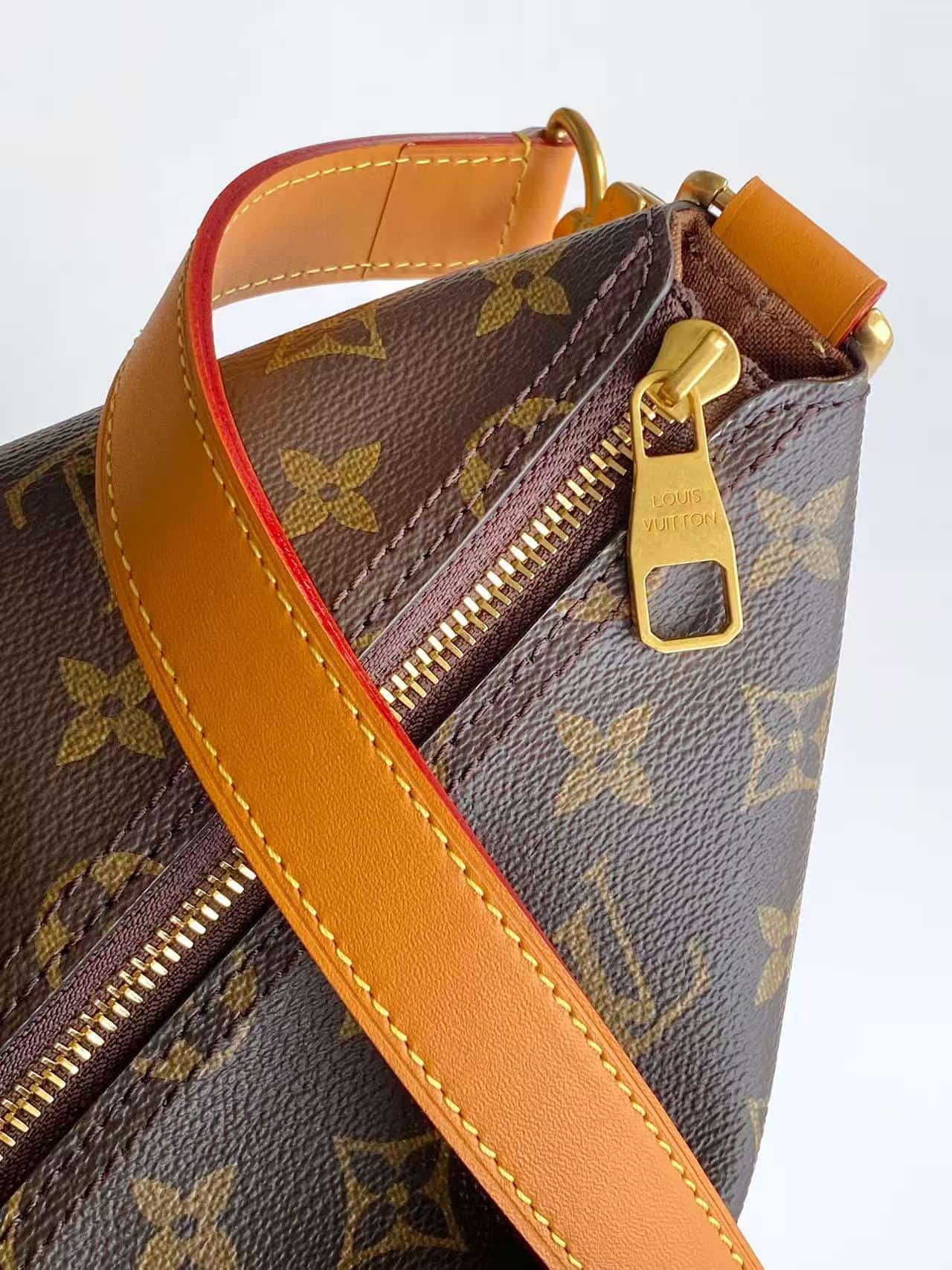 Louis Vuitton Vagabond Hobo PM Monogram Archive coated canvas M29596 High