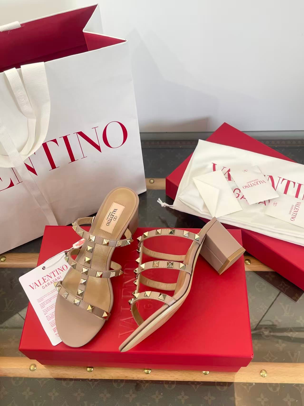 Valentino Garavani Rockstud Slide Sandals