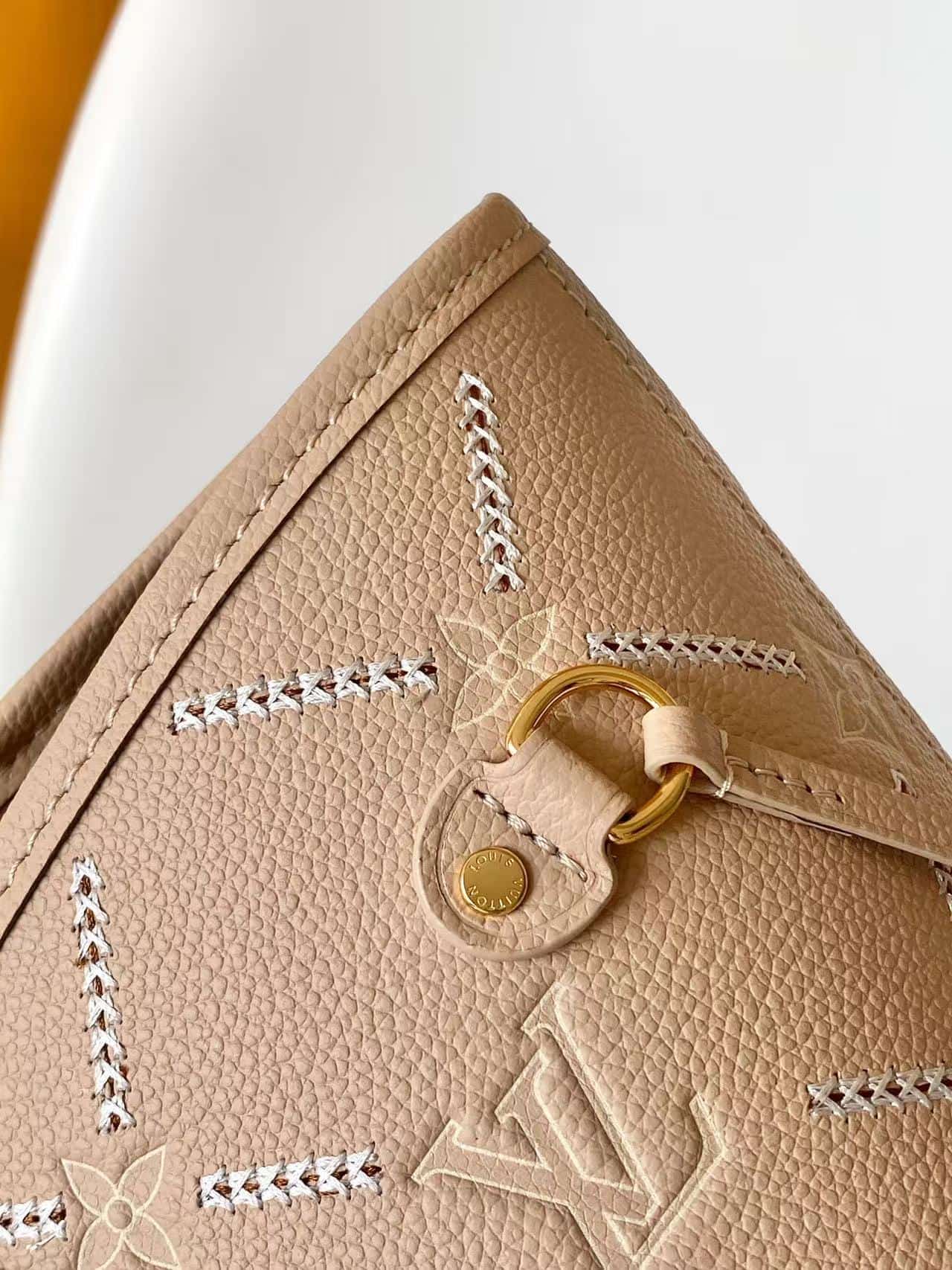 Louis Vuitton Neverfull MM Hazelnut Couture Cowhide leather M29486 High