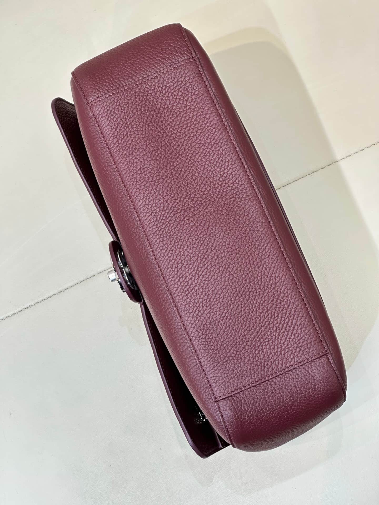 Chanel Maxi Flapbag Grained Calfskin & Silver-Tone Metal Claret AS6231 TOP
