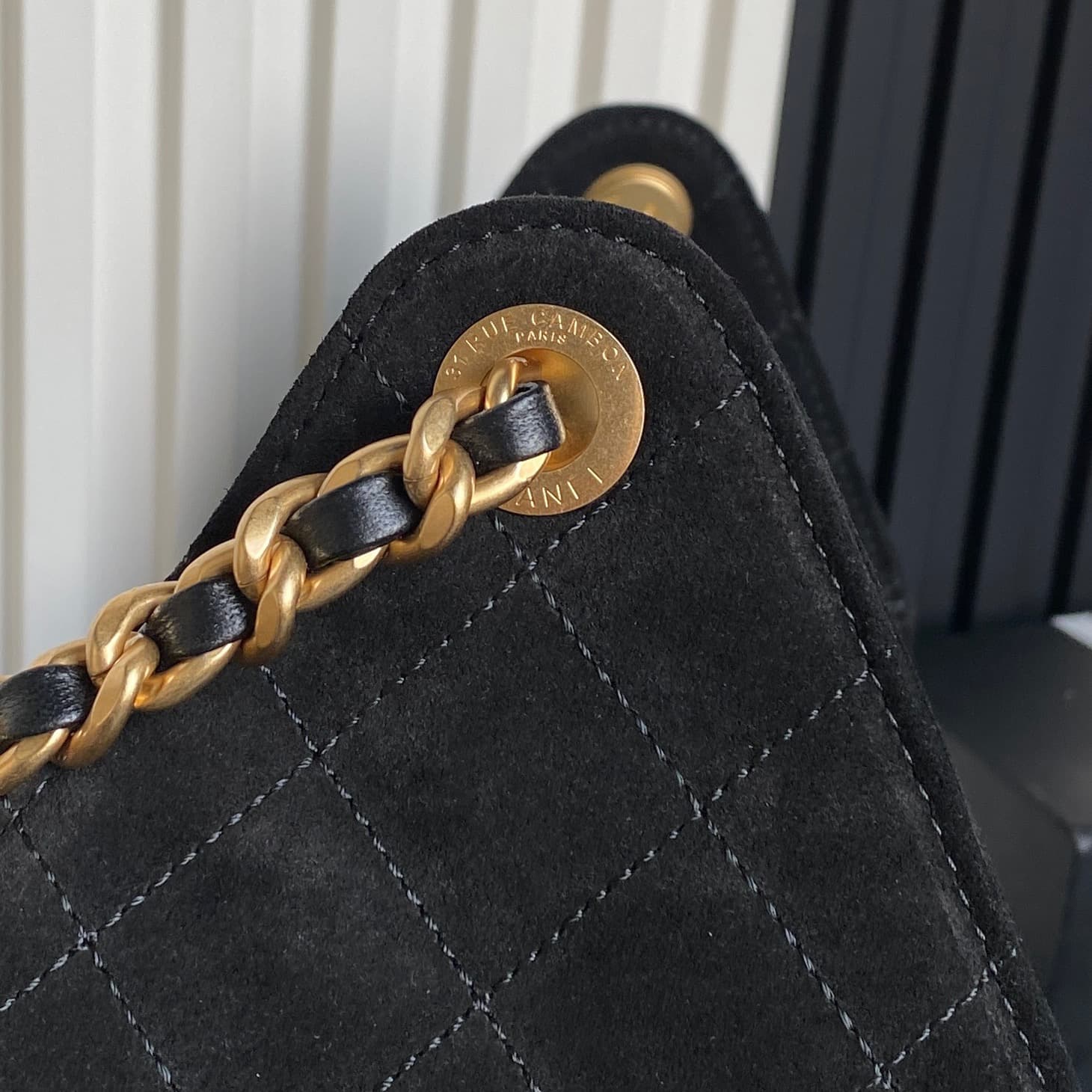 Chanel 25 Medium Hobo Medium handbag AS5311 Suede & Gold-tone Metal Black High