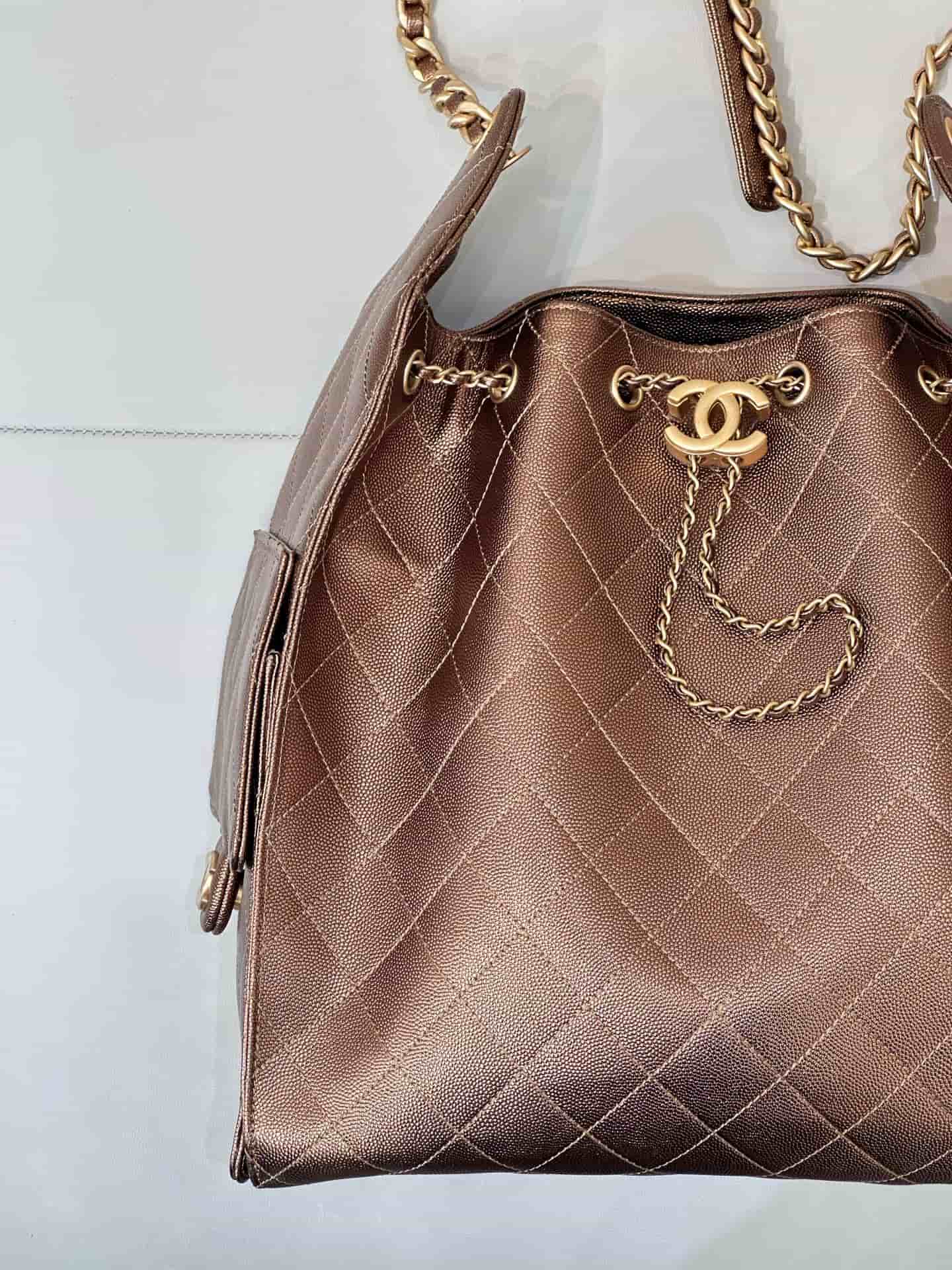 Chanel 25 Medium Hobo handbag AS5311 Grained Calfskin & Gold-tone Metal Dark Gold TOP
