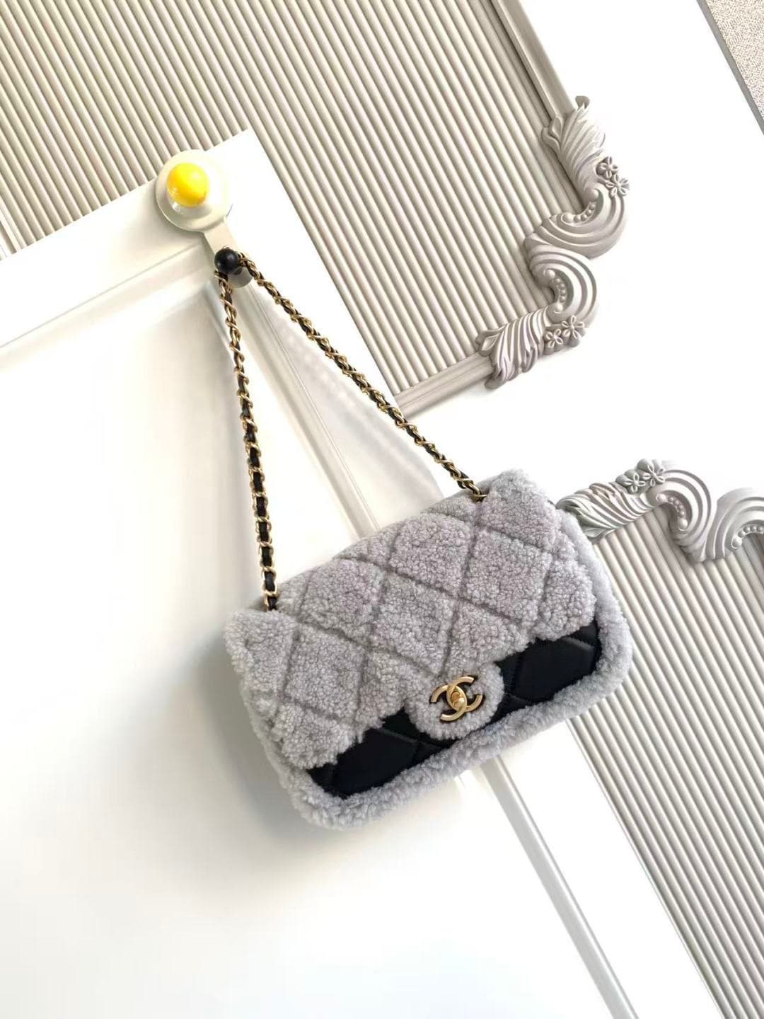 Chanel Small Shearling Flap Bag in Black lambskin with grey shearling & Gold-Tone Metal AS5149 A