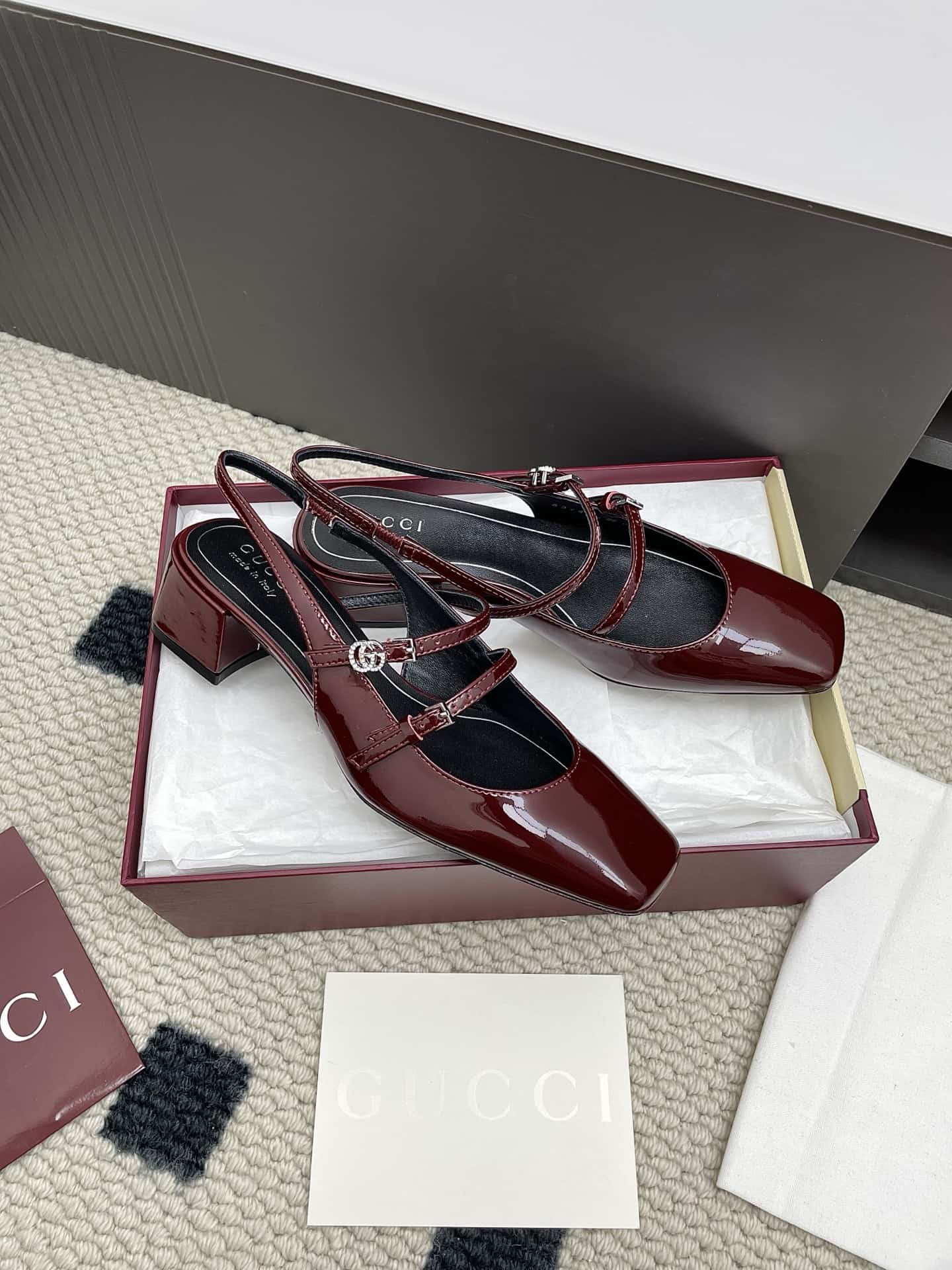 Gucci Sandal shoes Women