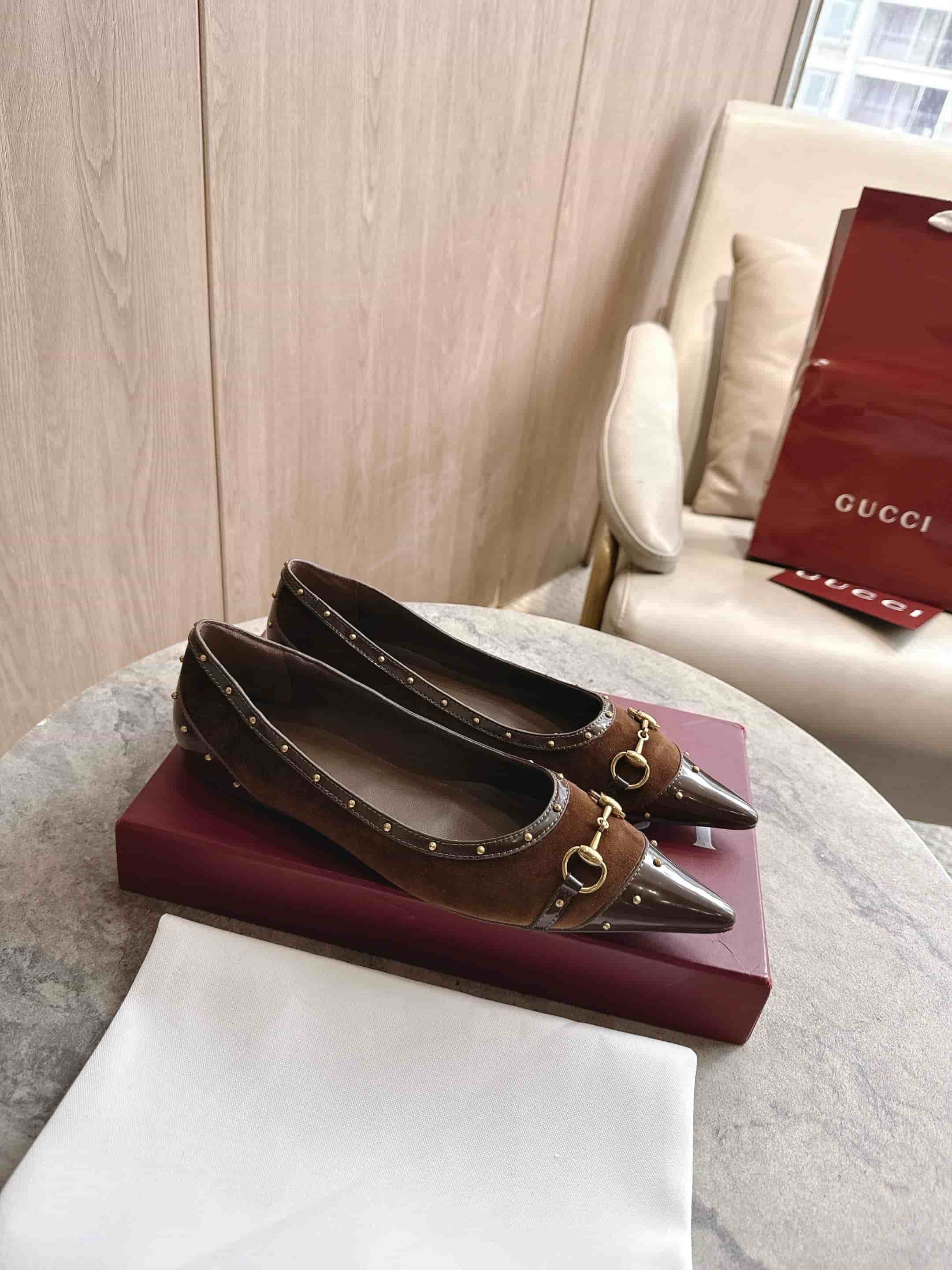 Gucci Savoy Ballerina Flat Shoes Women