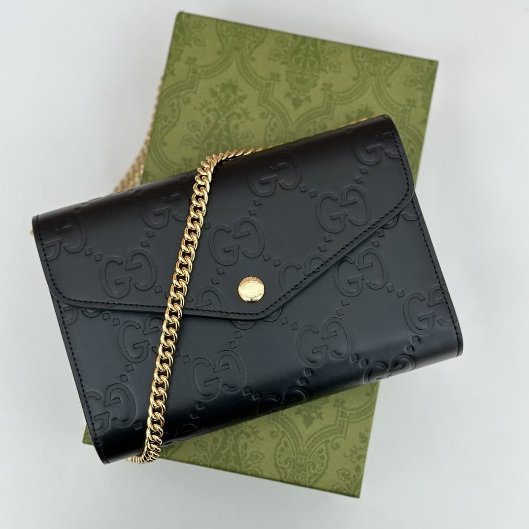 Gucci GG pochette in  GG leather 781555 High