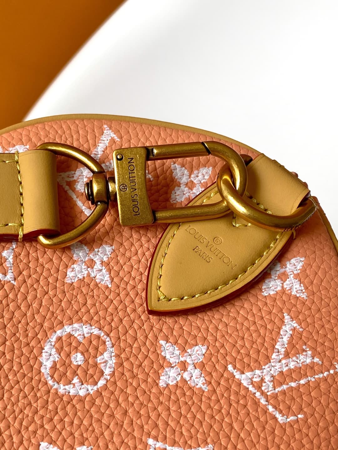 Louis Vuitton Speedy P9 Bandoulière 25 Summer Peach Calf leather M13912 High