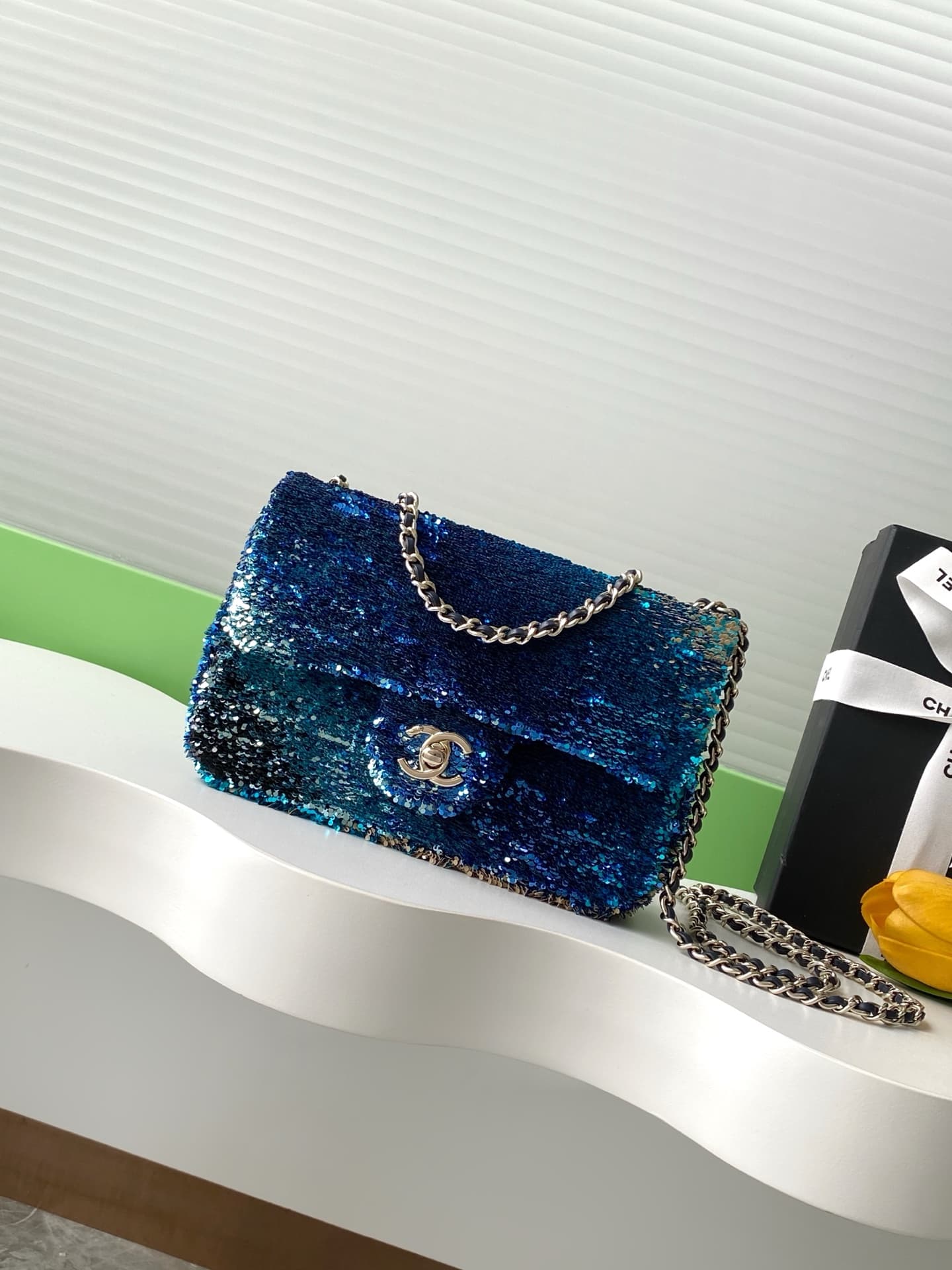 Chanel Flap Bag Sequins & Gold-Tone Metal AS4561  A