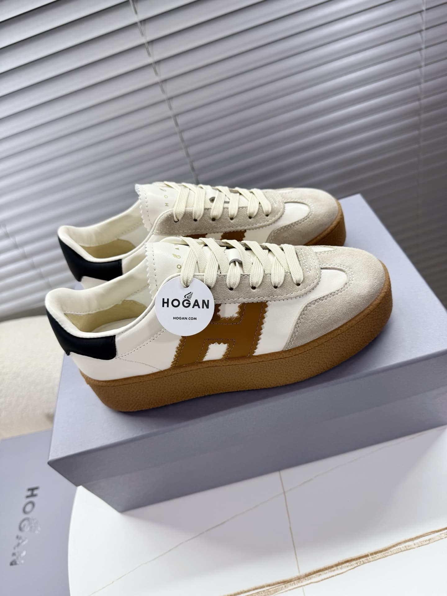 Hogan Cool Sneakers Shoes Women