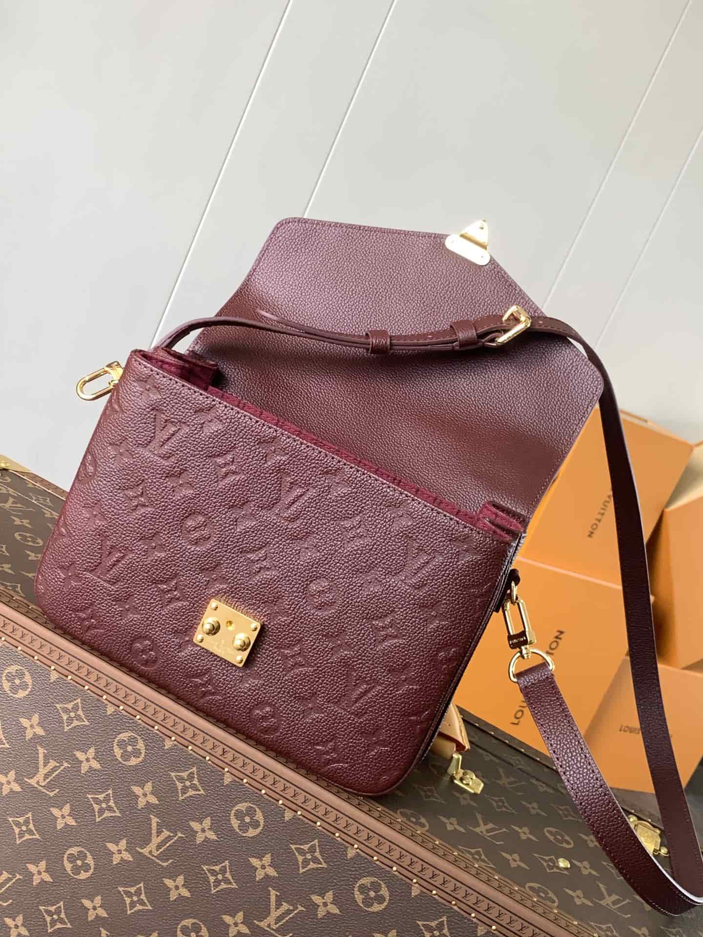 Louis Vuitton POCHETTE METIS Bag Monogram Empreinte Burgundy M46613 High