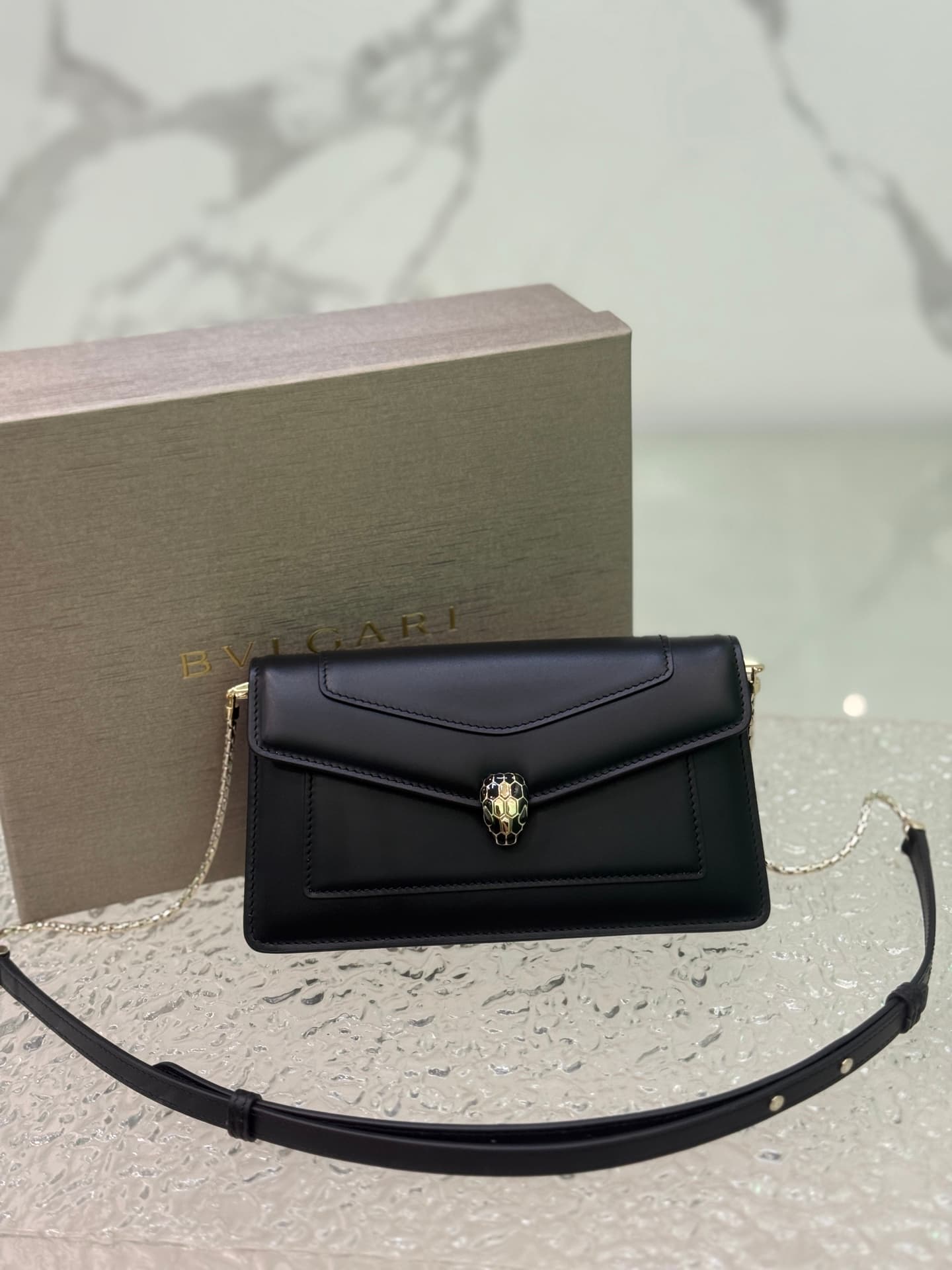 Bvlgari Serpenti Forever shoulder bag 294650 black High