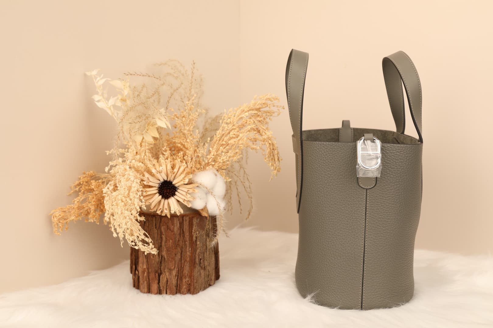 Hermès Picotin In-The-Loop 18 bag Silver/Gold Metal Gris Meyer Wax High