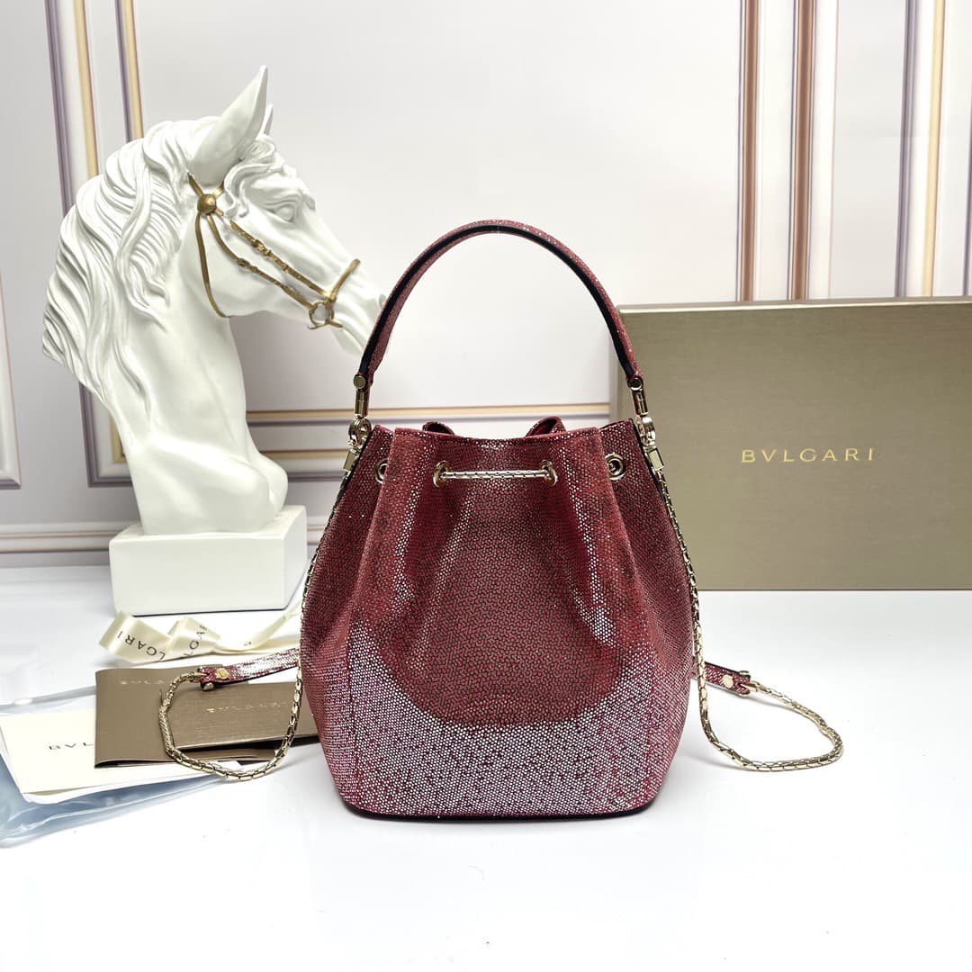 BVLGARI Serpenti Forever bucket bag in red B287614 High