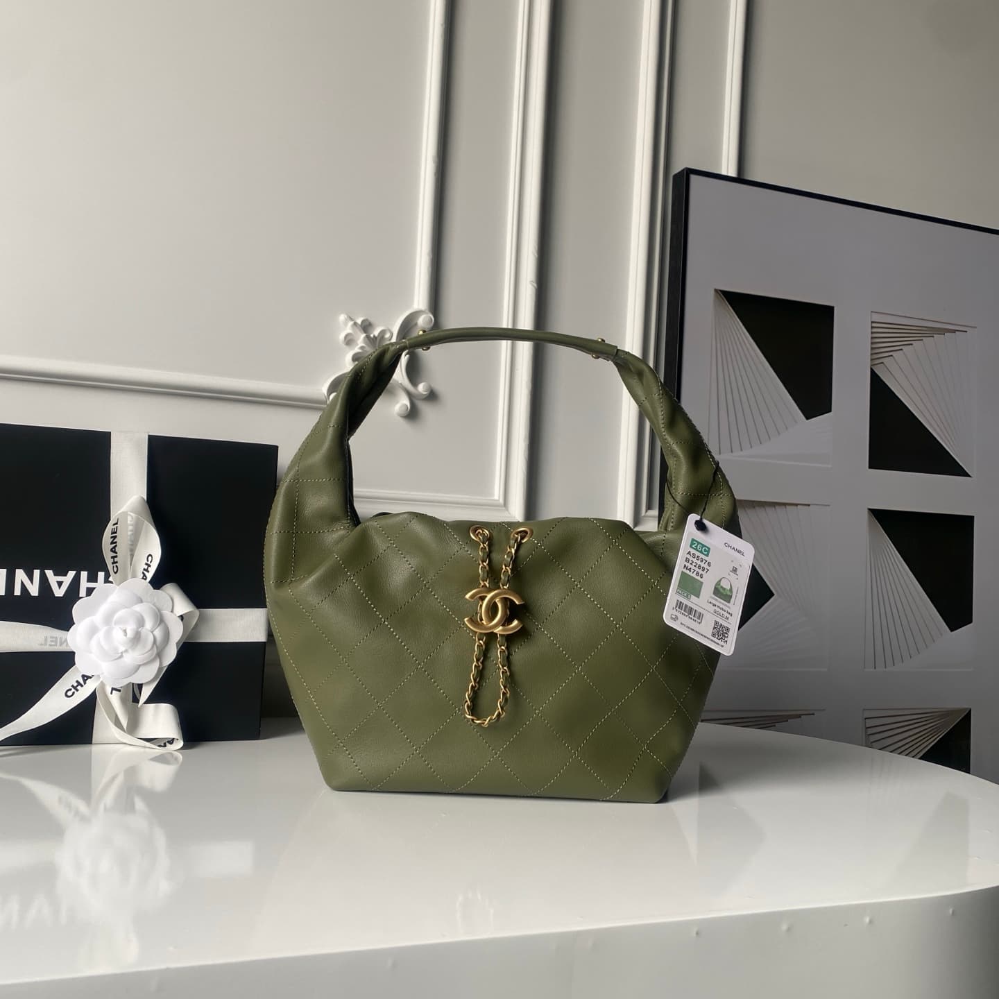 Chanel Hobo Handbag Calfskin & Gold-Tone Metal AS5976 Drak Green A