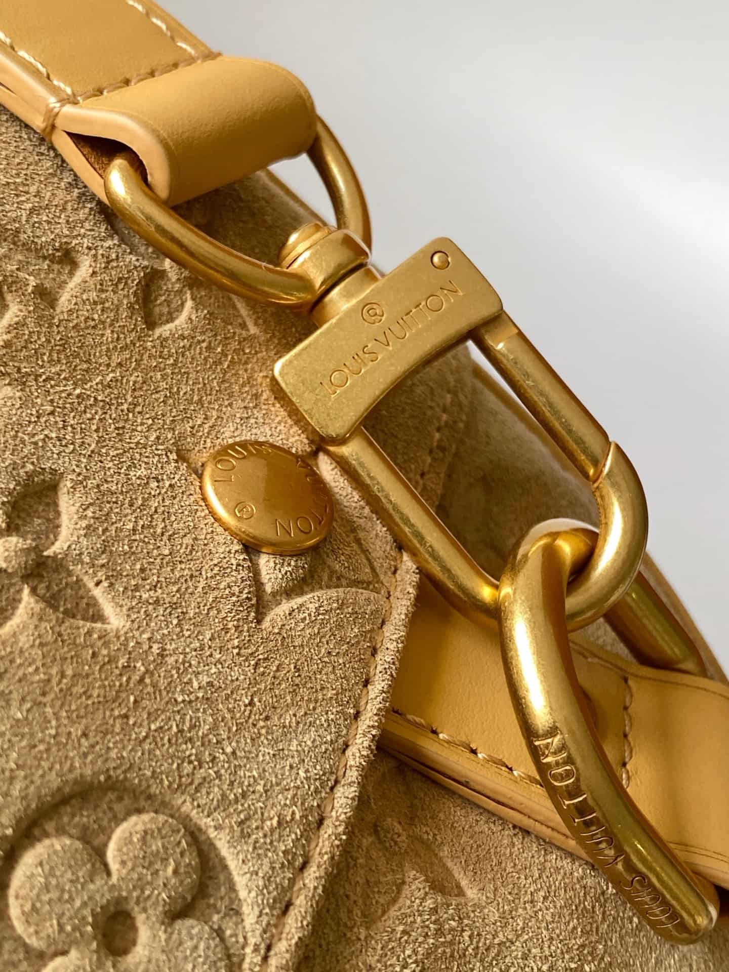 Louis Vuitton Keepall Bandouliere 25 Monogram Embossed Canvas M12627 High